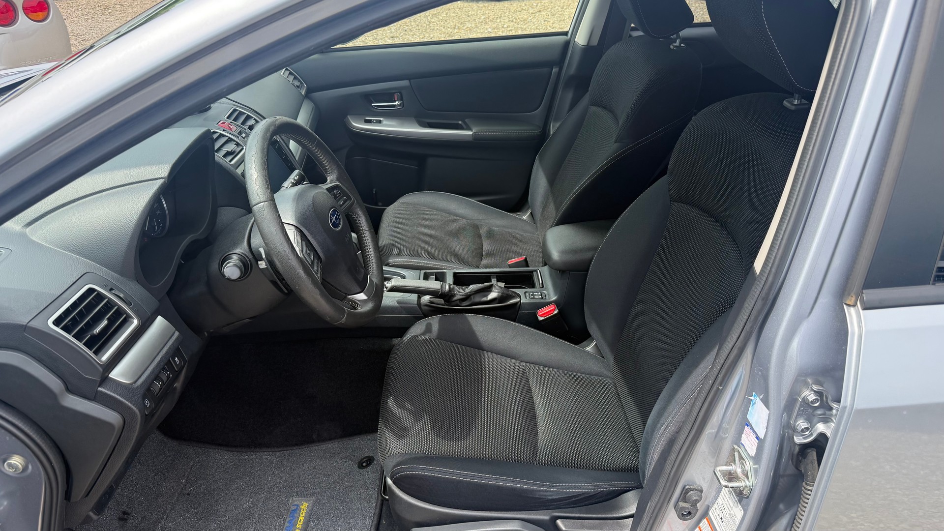 SUBARU XV 2.0 Swiss Two AWD CVT-showroom-element-2