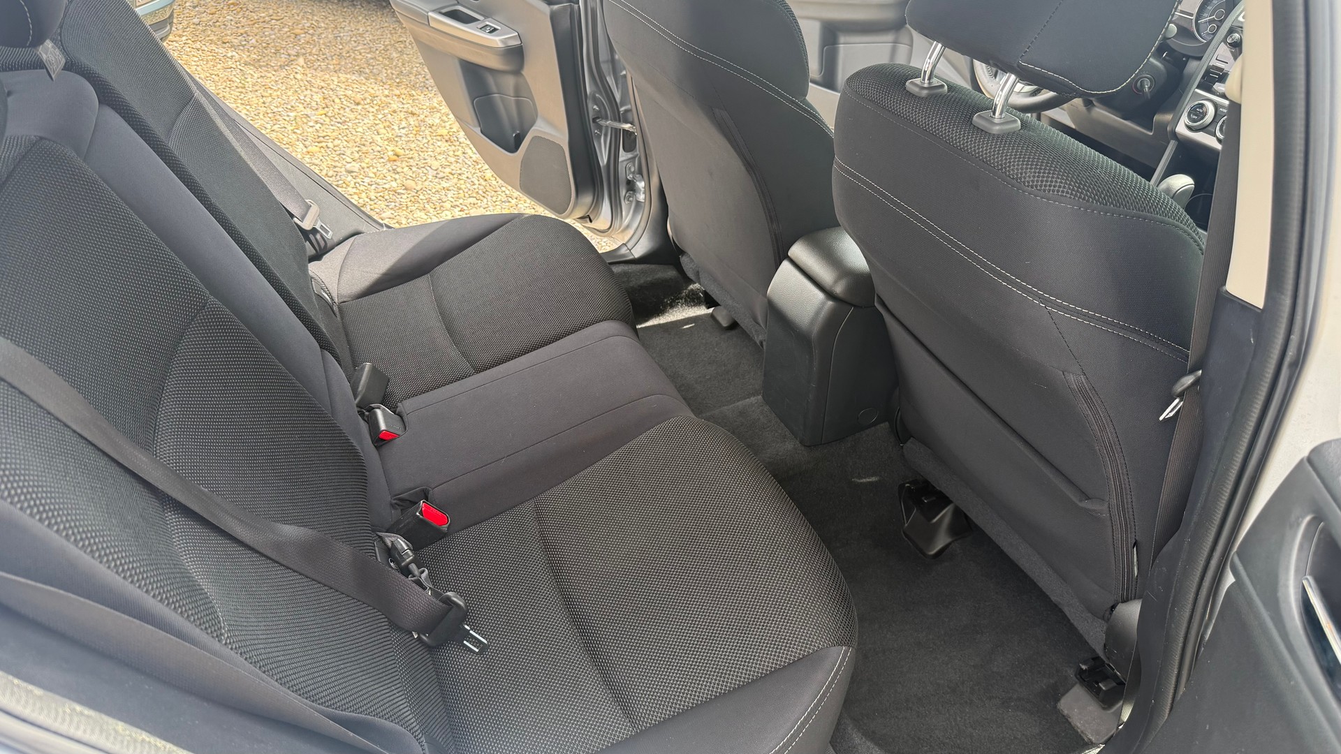 SUBARU XV 2.0 Swiss Two AWD CVT-image-10