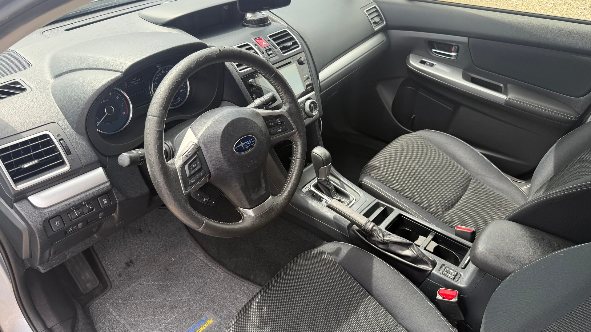 SUBARU XV 2.0 Swiss Two AWD CVT-showroom-element-1
