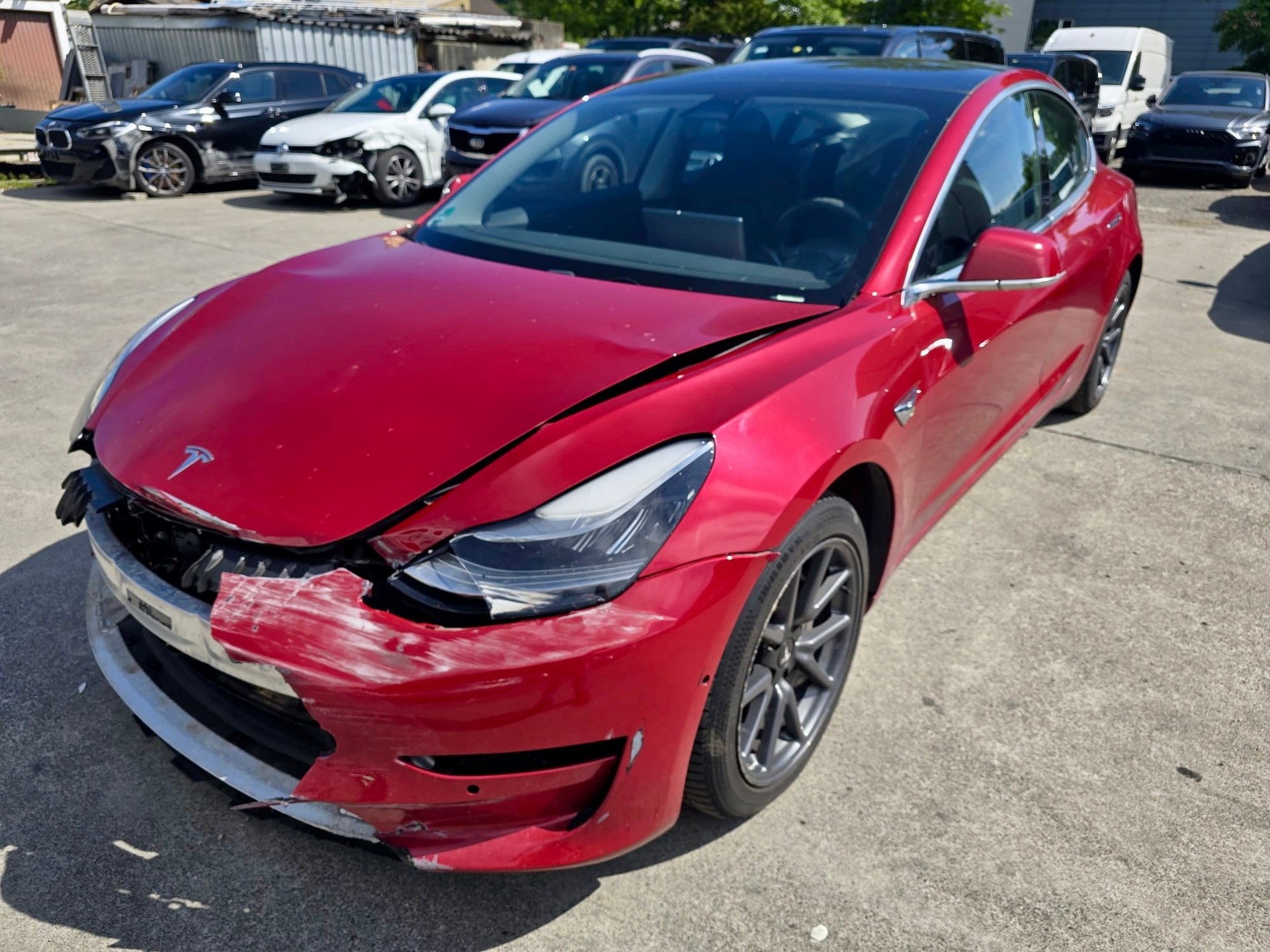 TESLA Model 3