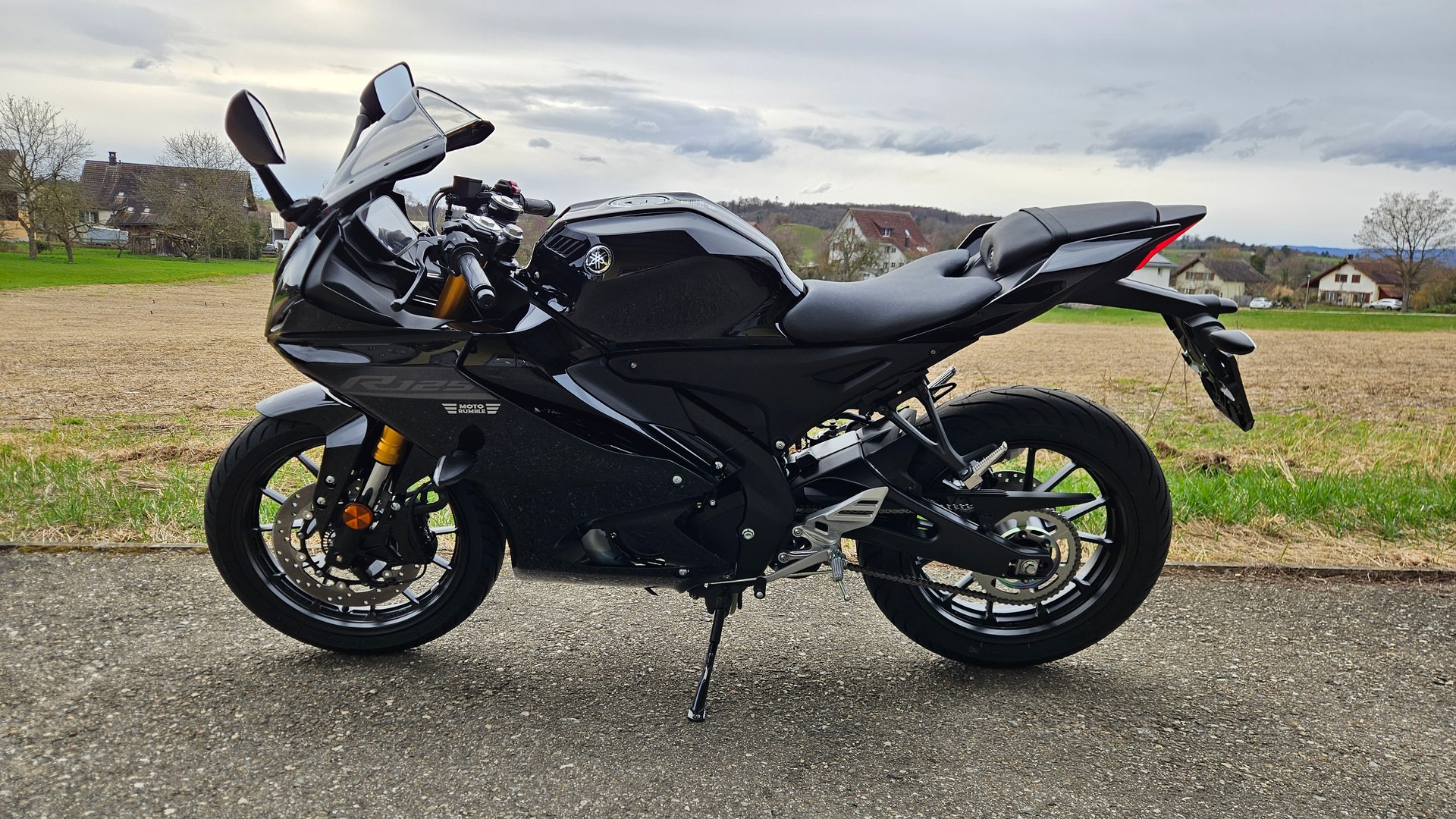 YAMAHA YZF-R 125 ABS-image-3