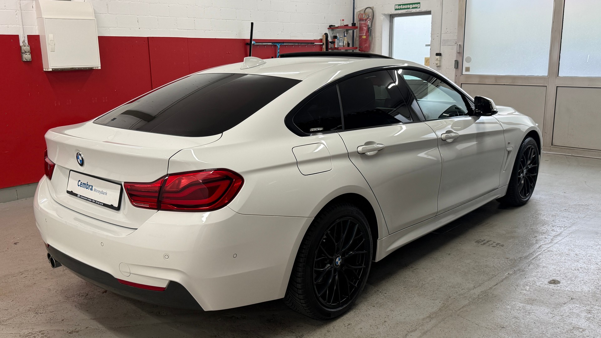 BMW 420d Gran Coupé xDrive M Sport Steptronic, absolute Top Zustand. gratisservice bis 100000km Garantie 12M/20000km-showroom-element-3