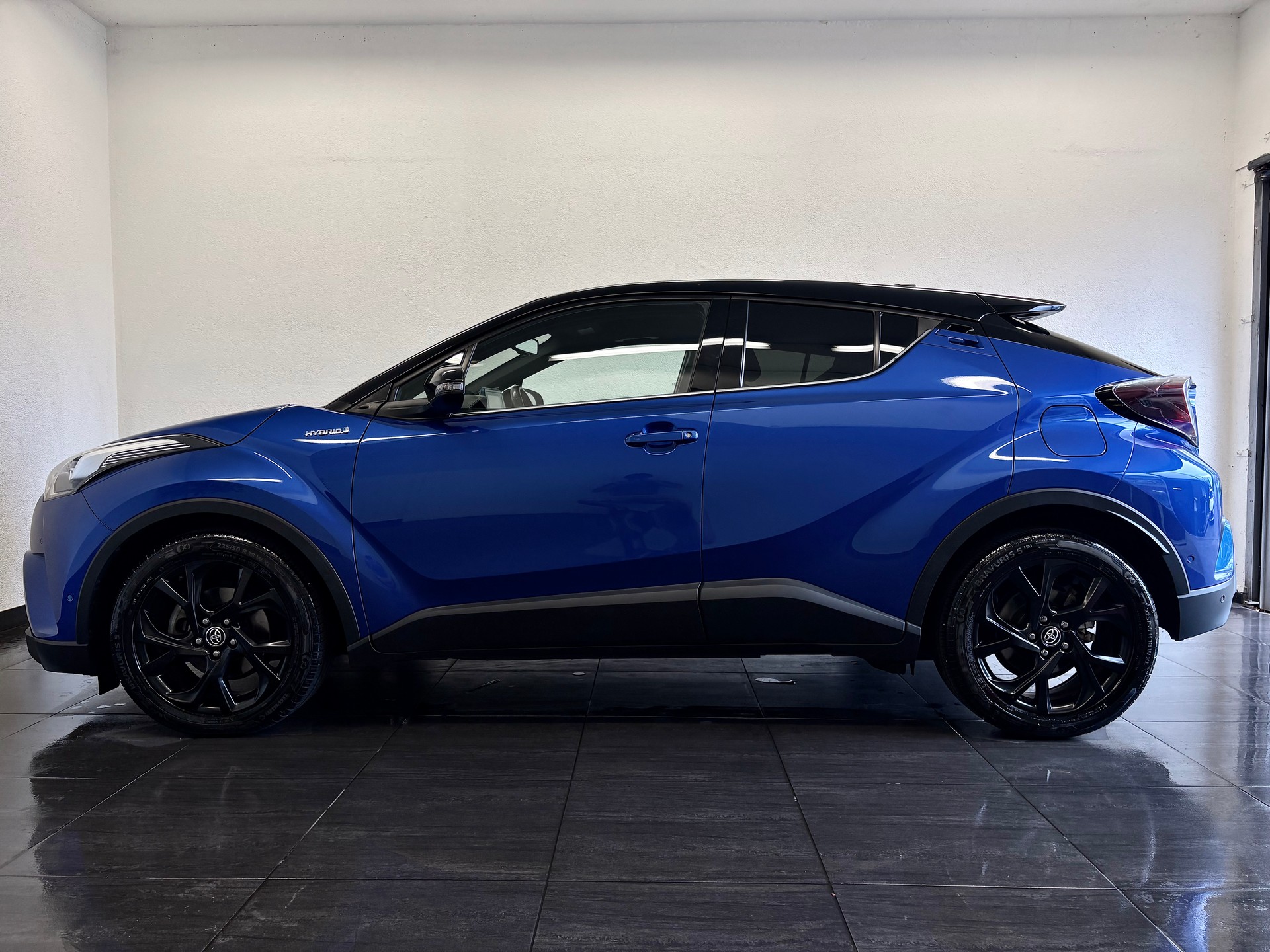 TOYOTA C-HR 1.8 HSD Style CVT-image-5