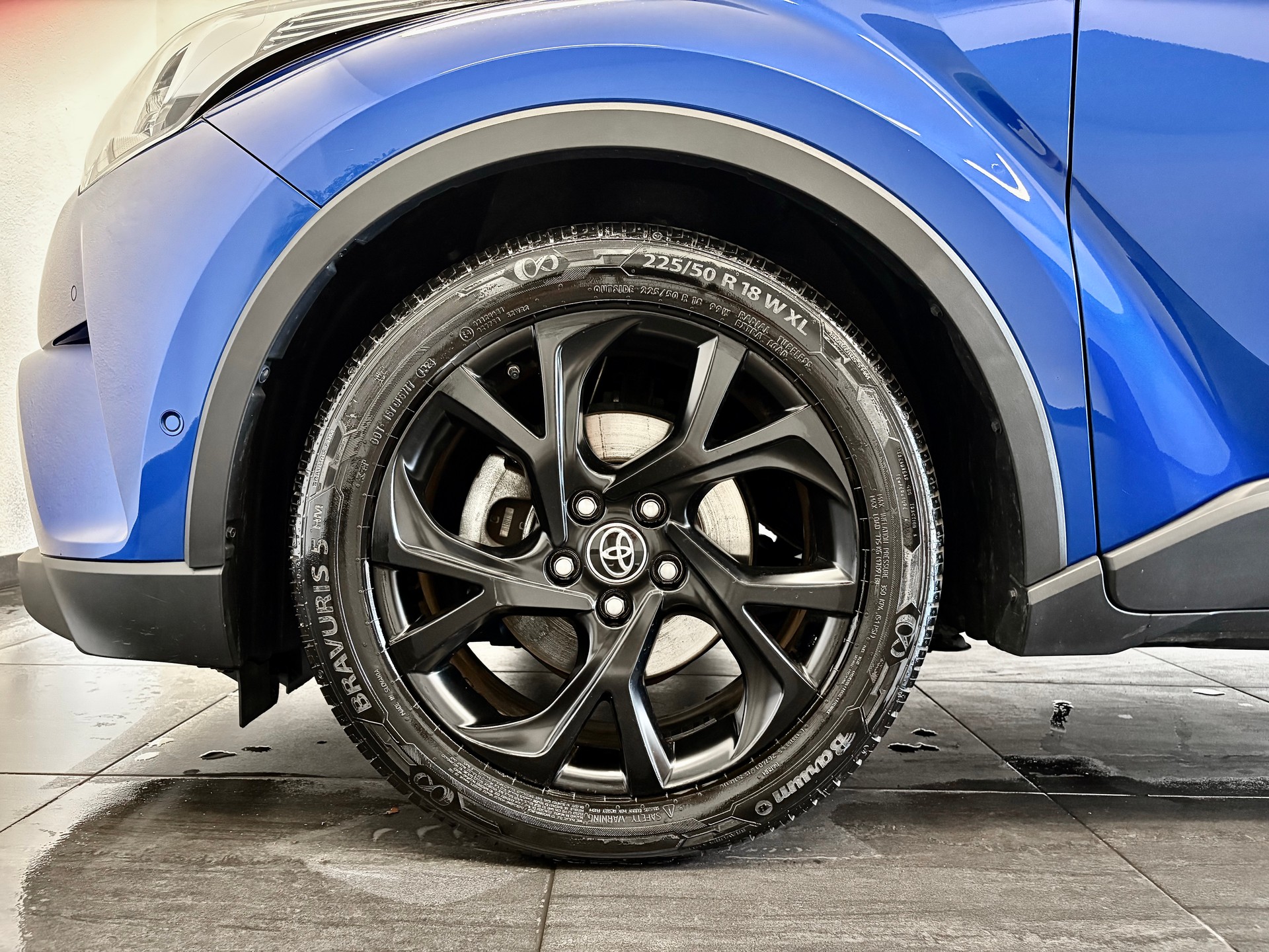 TOYOTA C-HR 1.8 HSD Style CVT-image-4