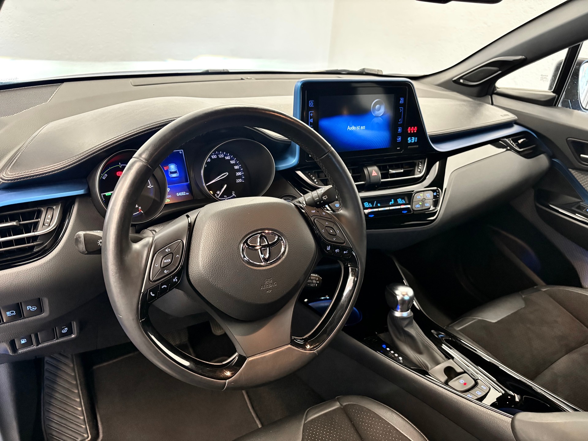 TOYOTA C-HR 1.8 HSD Style CVT-image-14