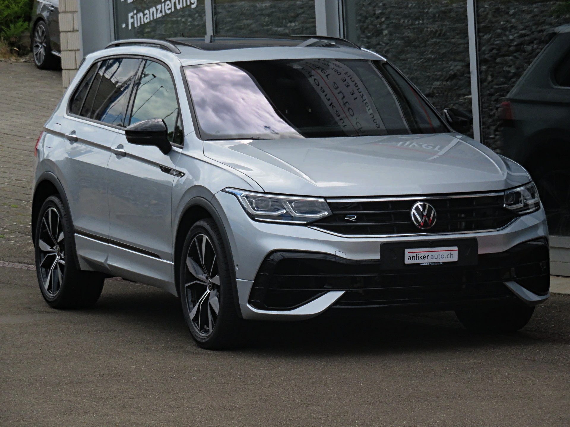 VW Tiguan 2.0TSI R 4Motion DSG