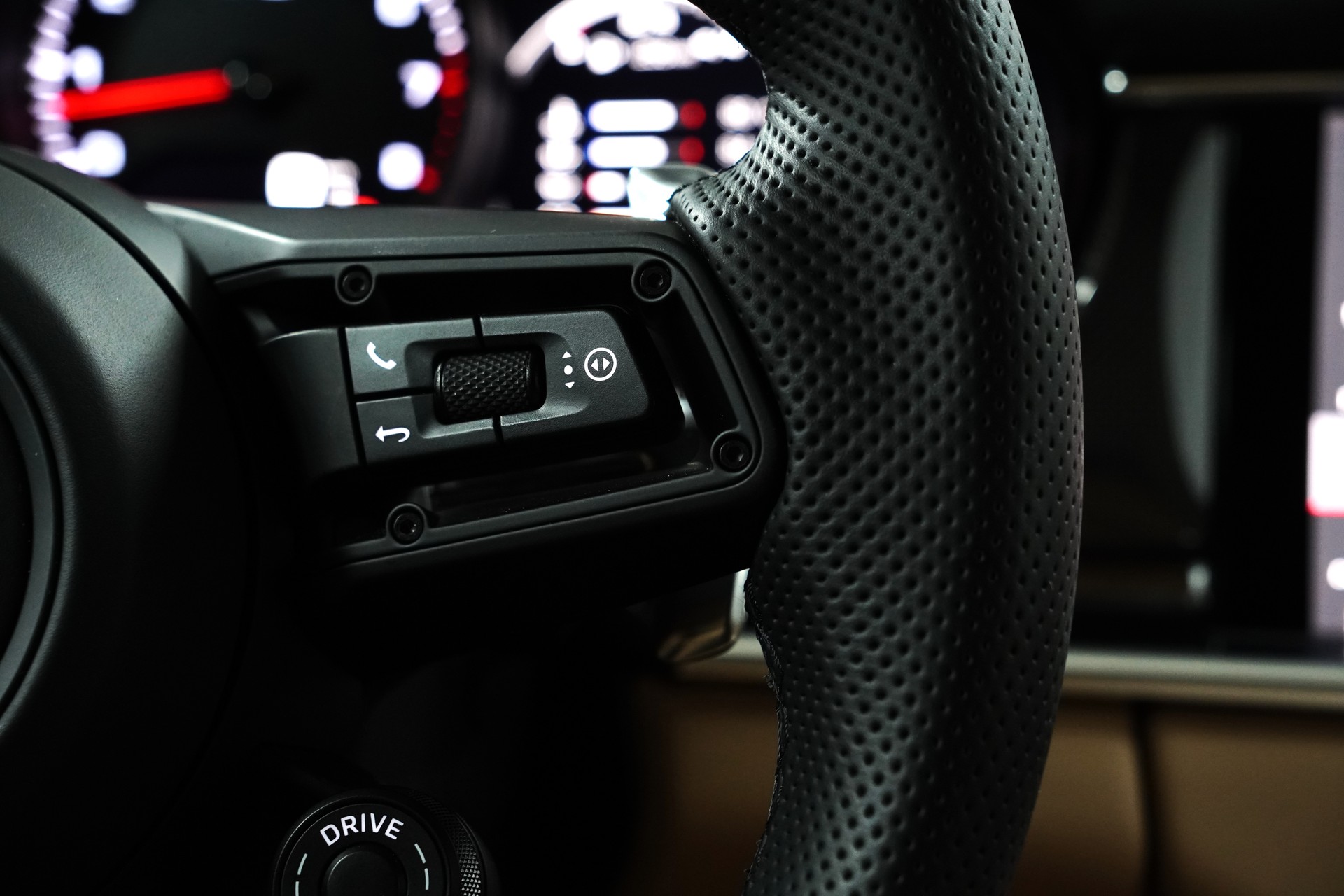 PORSCHE Panamera GTS Sport Turismo PDK-image-22