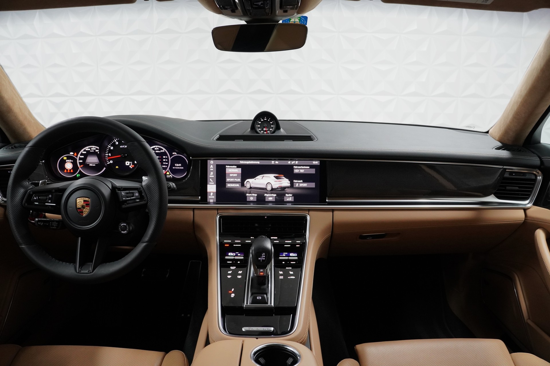 PORSCHE Panamera GTS Sport Turismo PDK-image-19