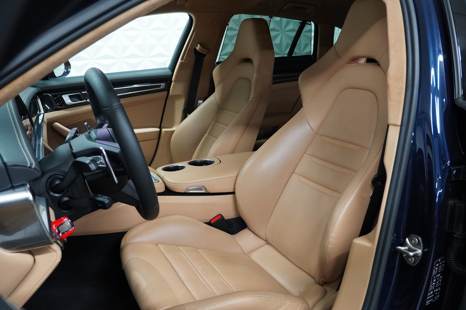 PORSCHE Panamera GTS Sport Turismo PDK-image-25