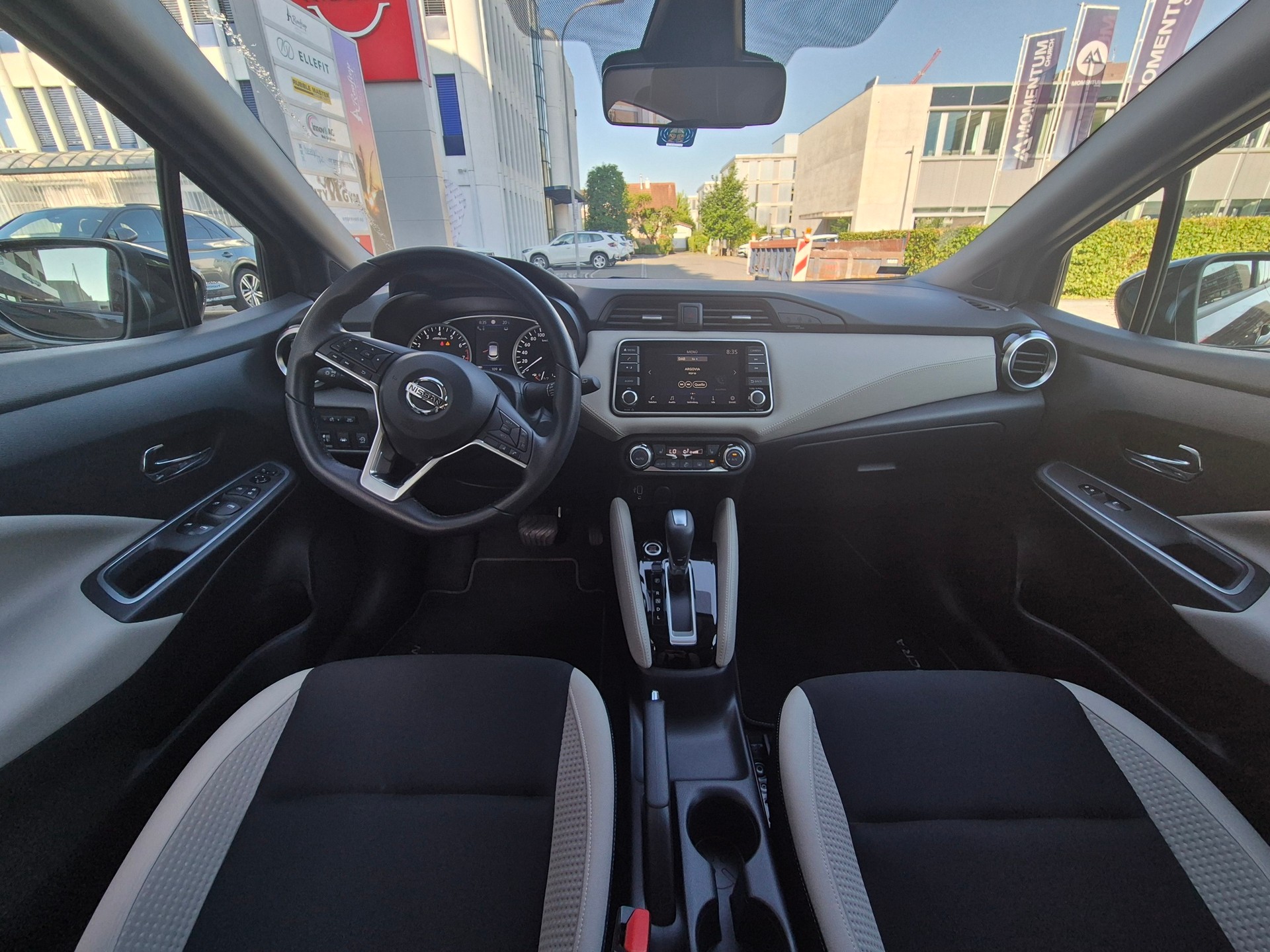 NISSAN Micra IG-T tekna Xtronic-image-6