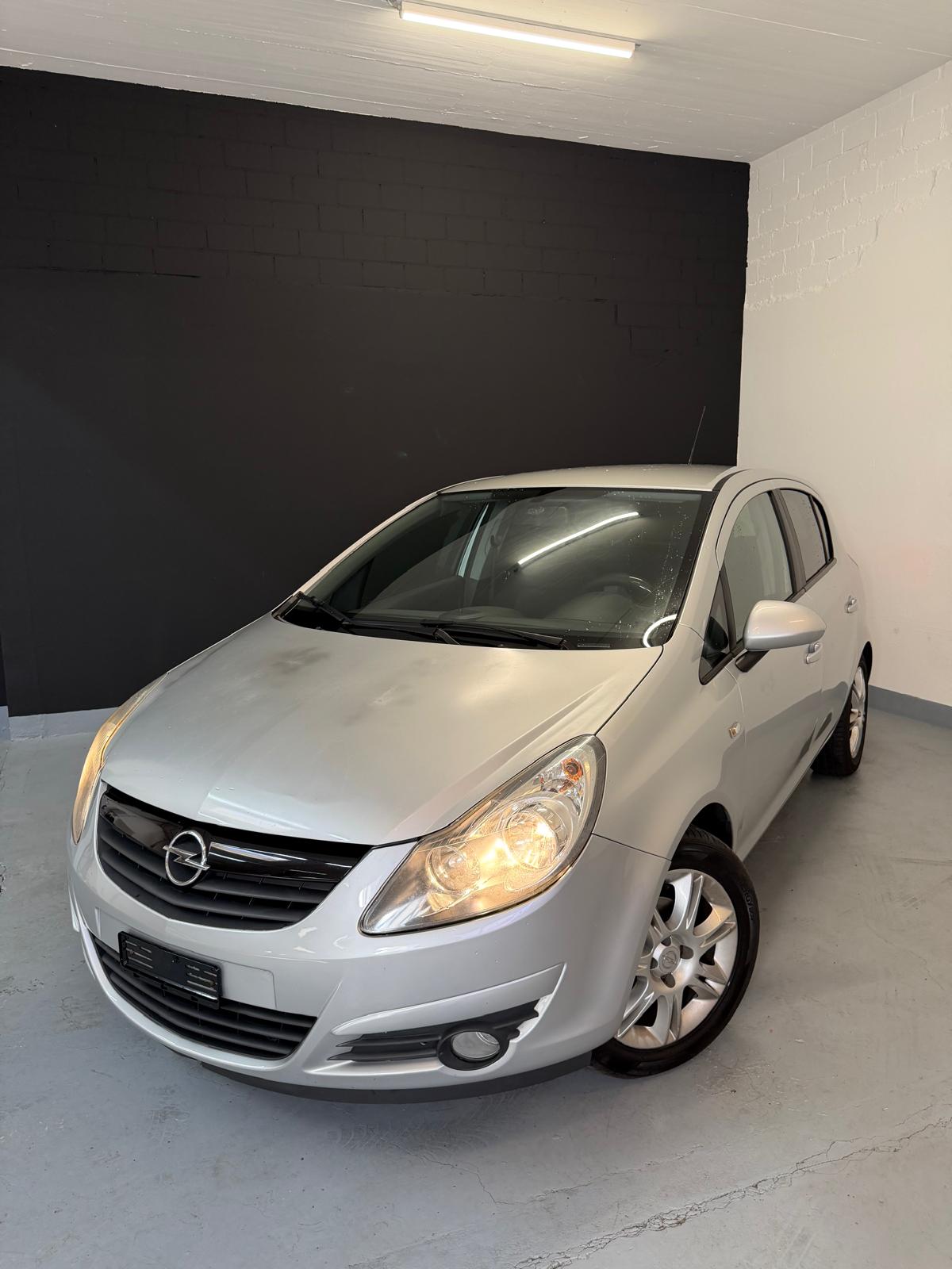OPEL Corsa 1.4 TP Color Edition Automatic ***CH-Fahrzeug***-showroom-element-2