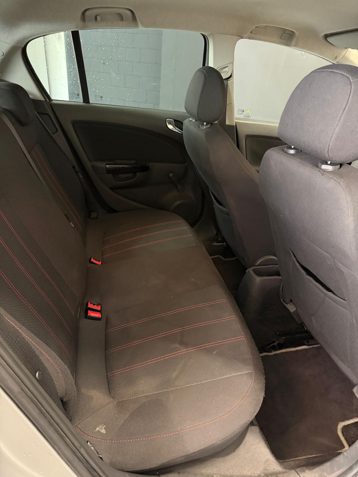 OPEL Corsa 1.4 TP Color Edition Automatic ***CH-Fahrzeug***-image-12