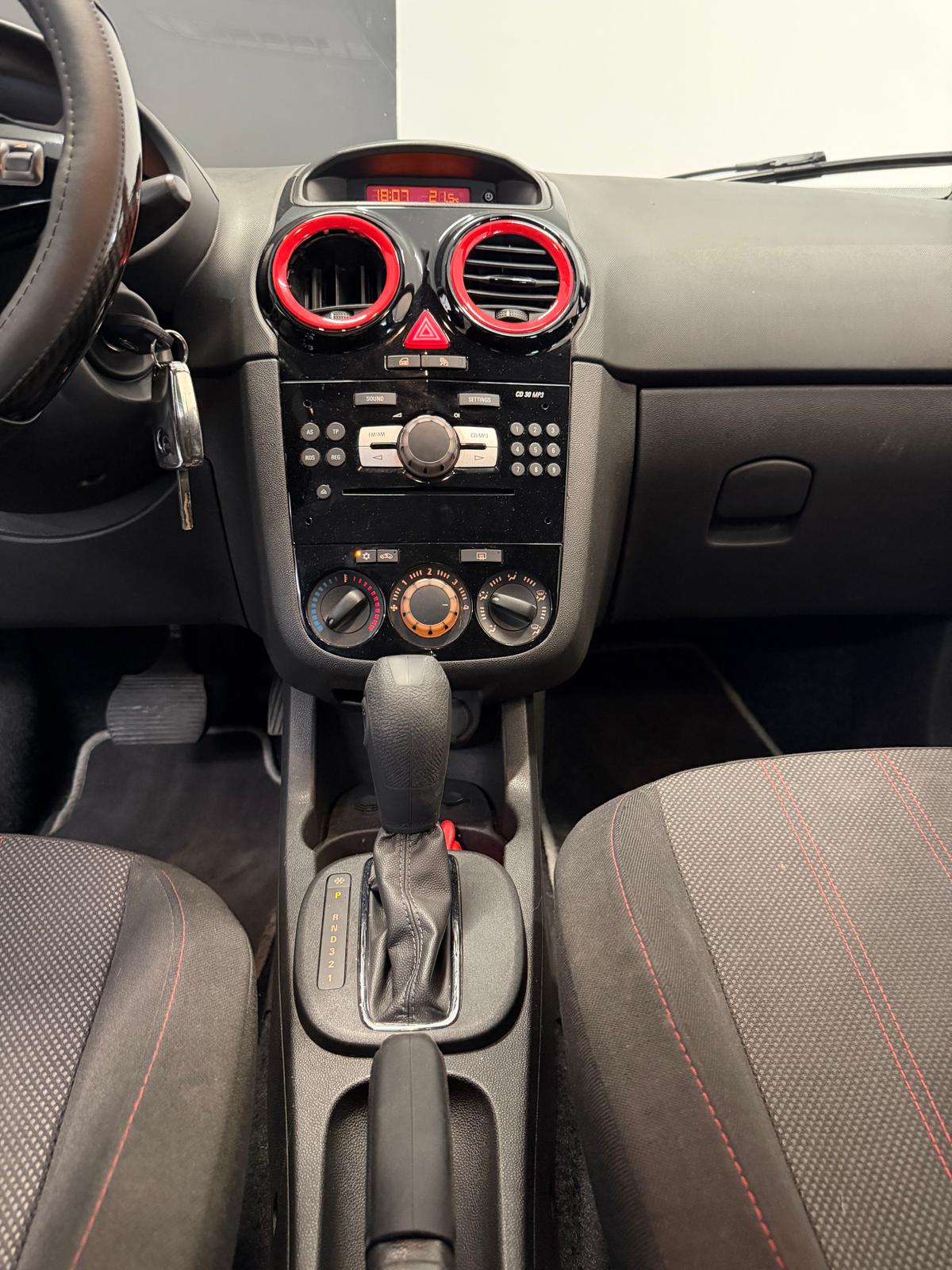 OPEL Corsa 1.4 TP Color Edition Automatic ***CH-Fahrzeug***-image-8