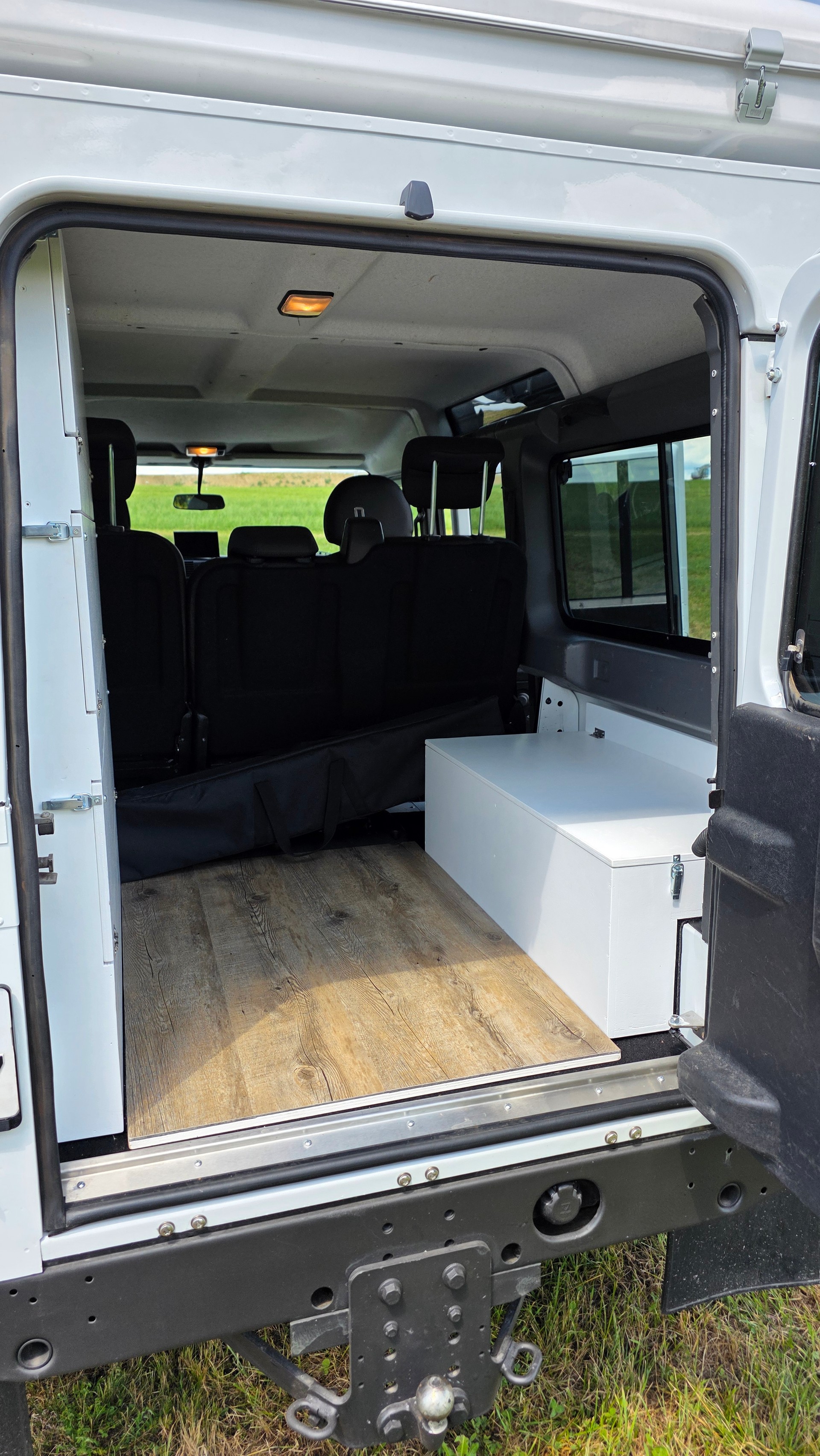 LAND ROVER 2.2 TD4 SW Legend-image-5