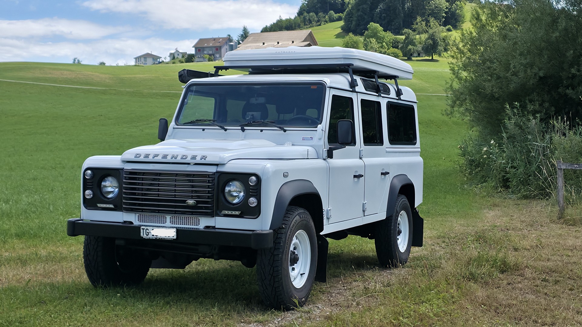 LAND ROVER 2.2 TD4 SW Legend-image-2