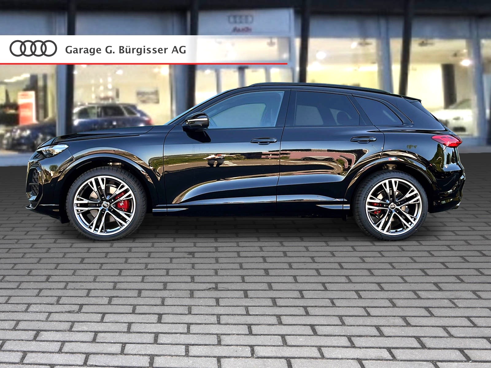 AUDI SQ5 TFSI quattro S-tronic Mythosschwarz Metallic-showroom-element-2