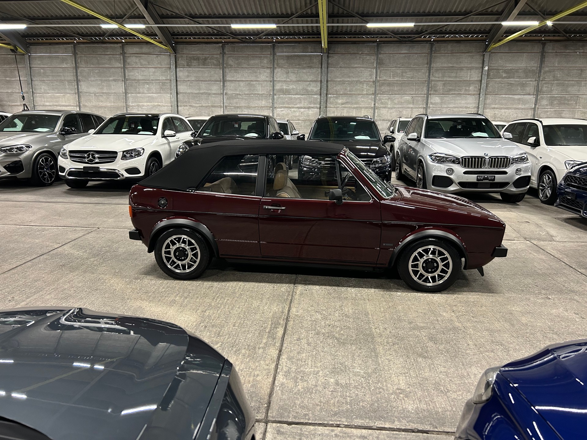 VW Golf Cabriolet 1600 GL-showroom-element-2