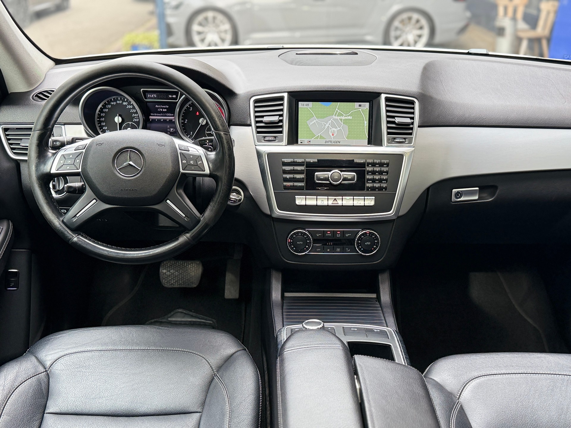 MERCEDES-BENZ ML 350 BlueTEC Executive 4Matic 7G-Tronic-image-4