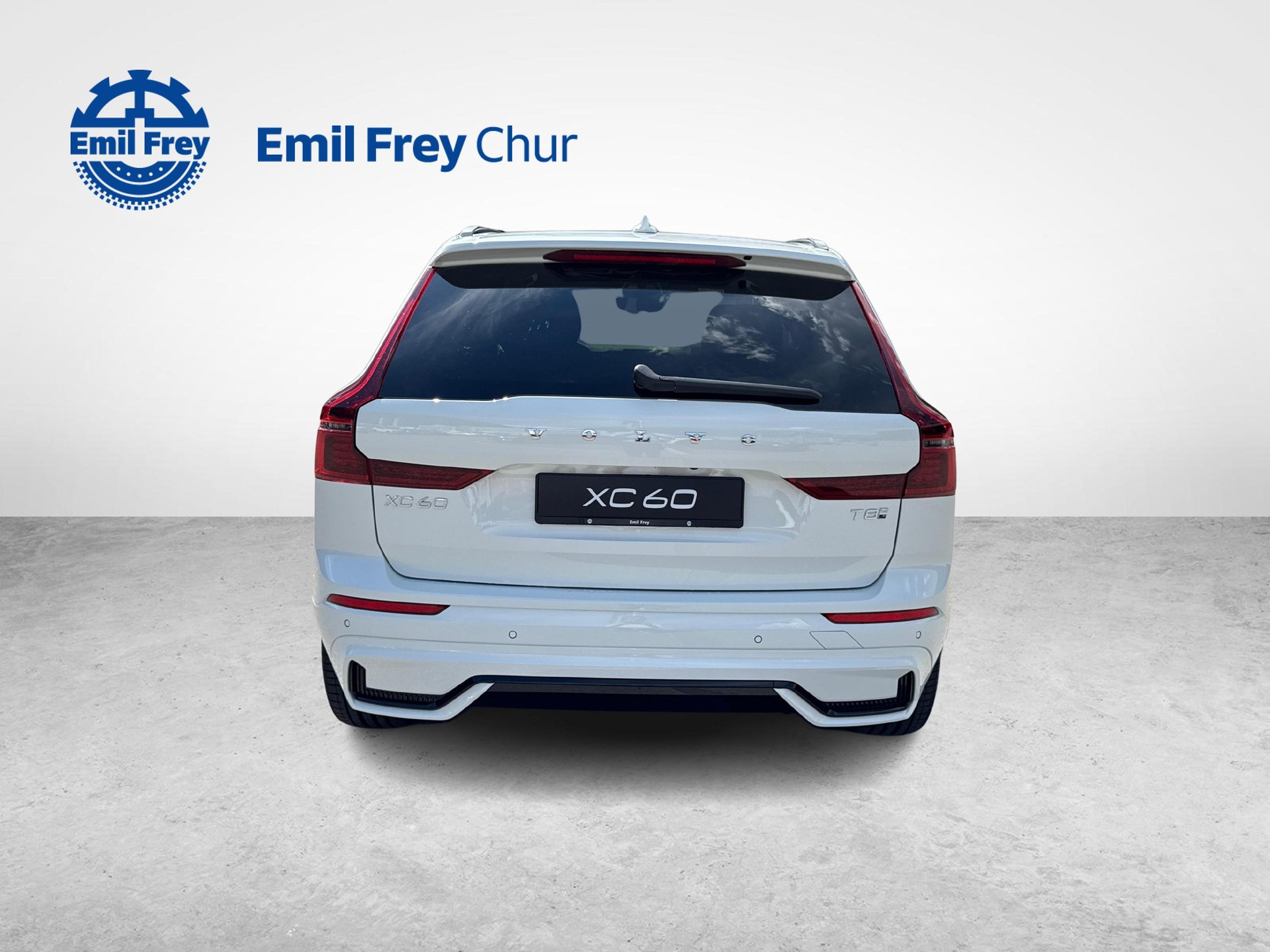 VOLVO XC60 2.0 T8 TE Ultra Dark eAWD-showroom-element-3