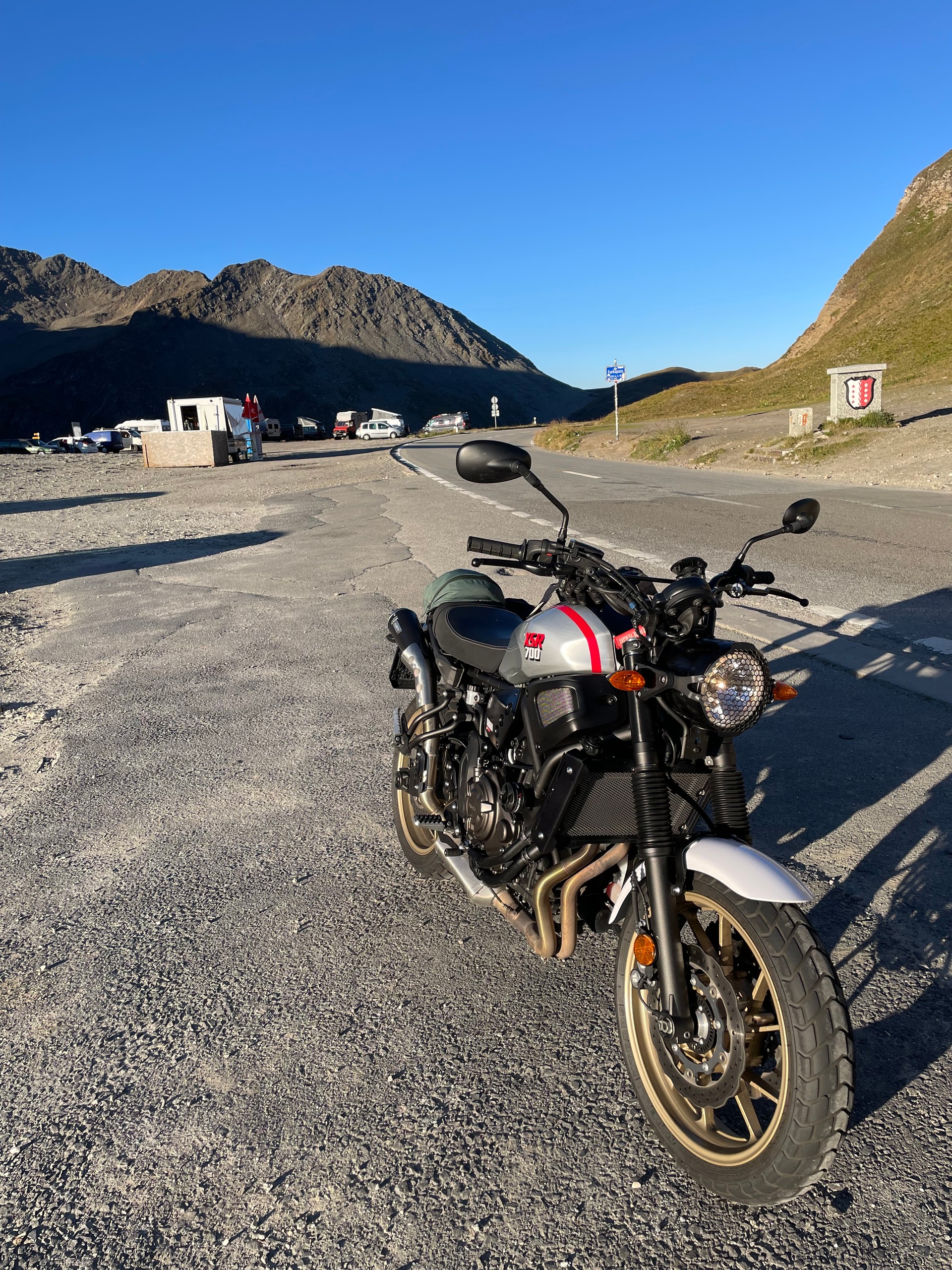 YAMAHA XSR 700 XTribute-image-3