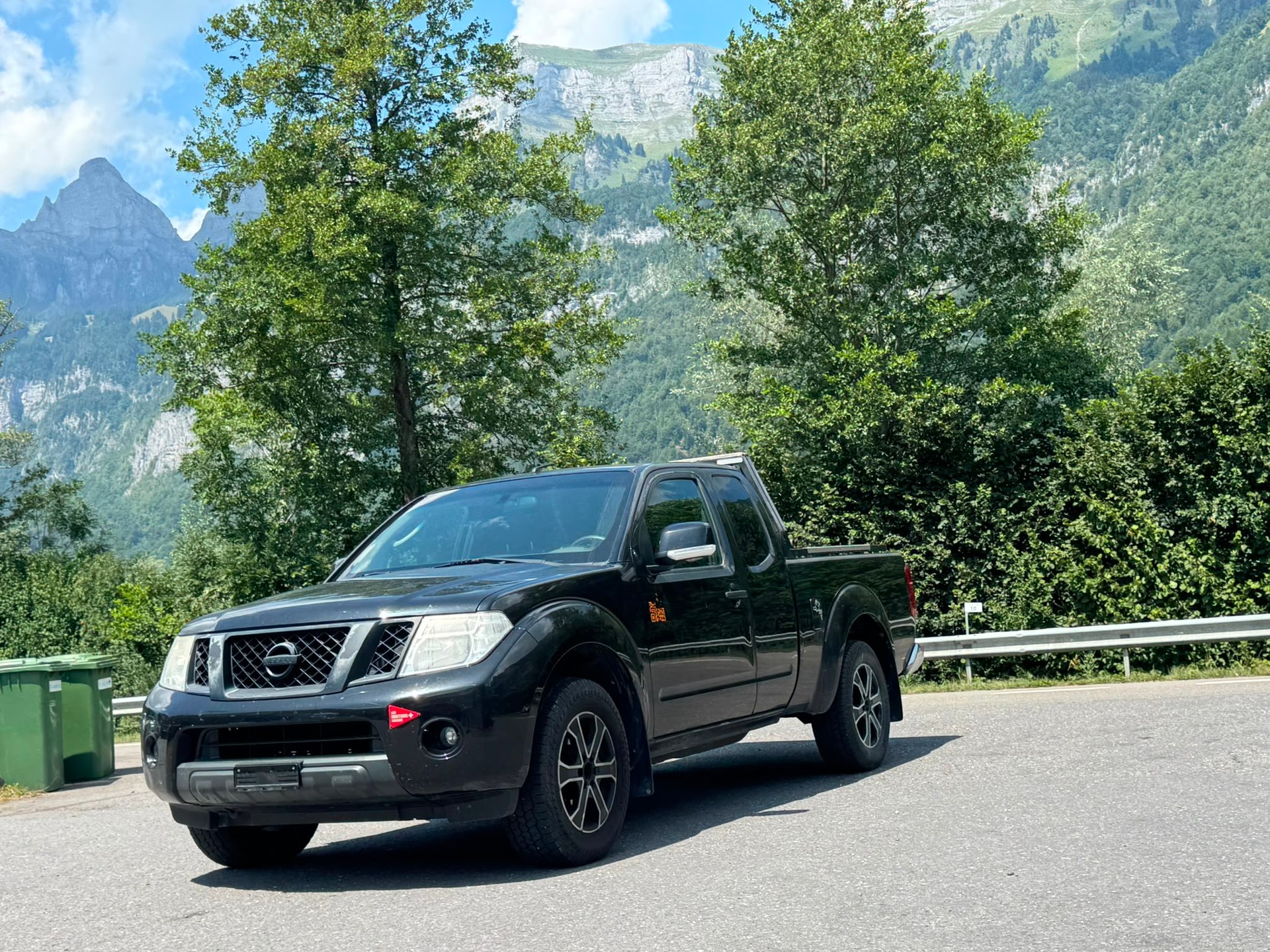 NISSAN Navara King Cab SE 2.5 dCi 4WD-image-1