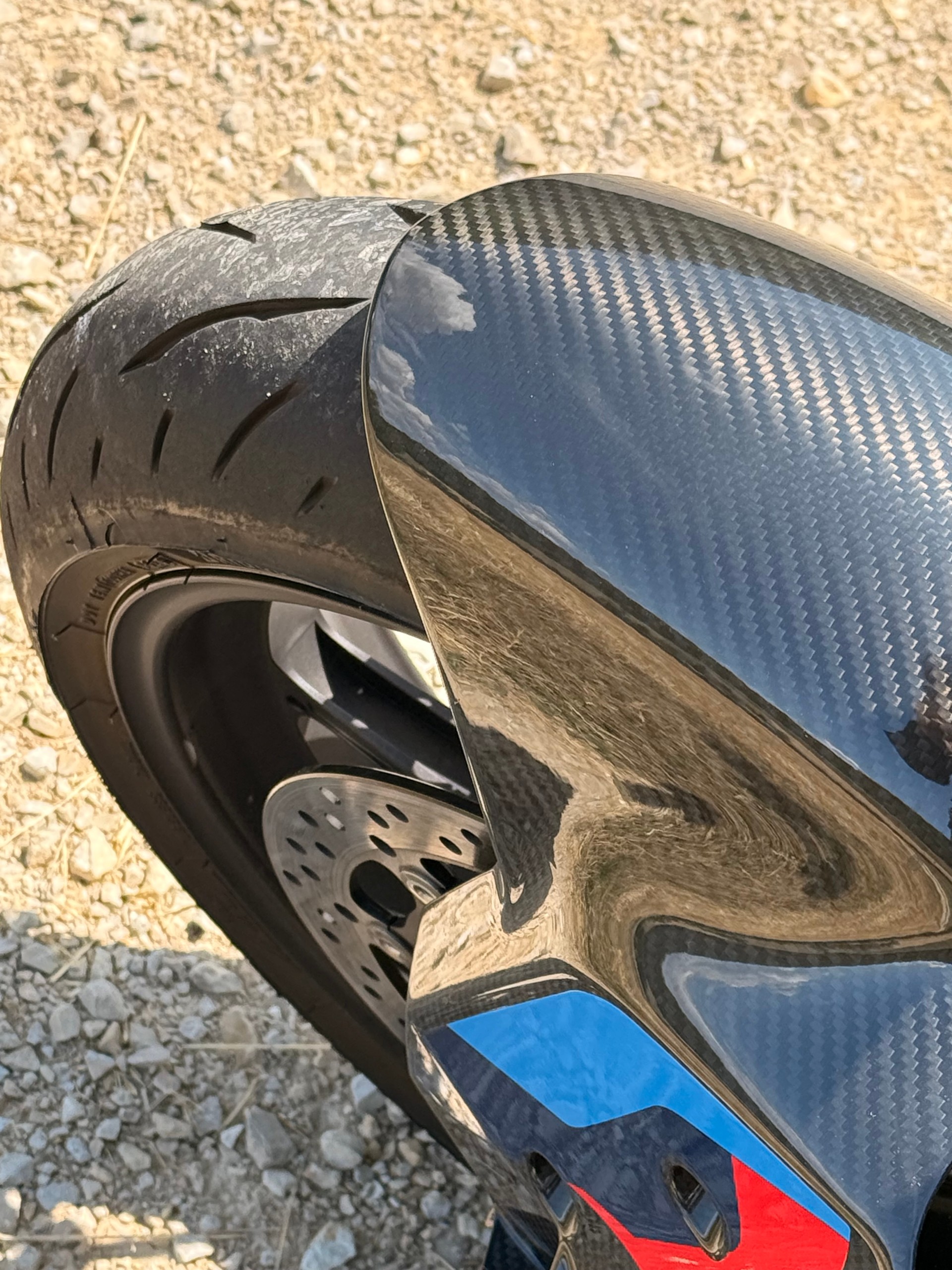 BMW M 1000 R-image-14