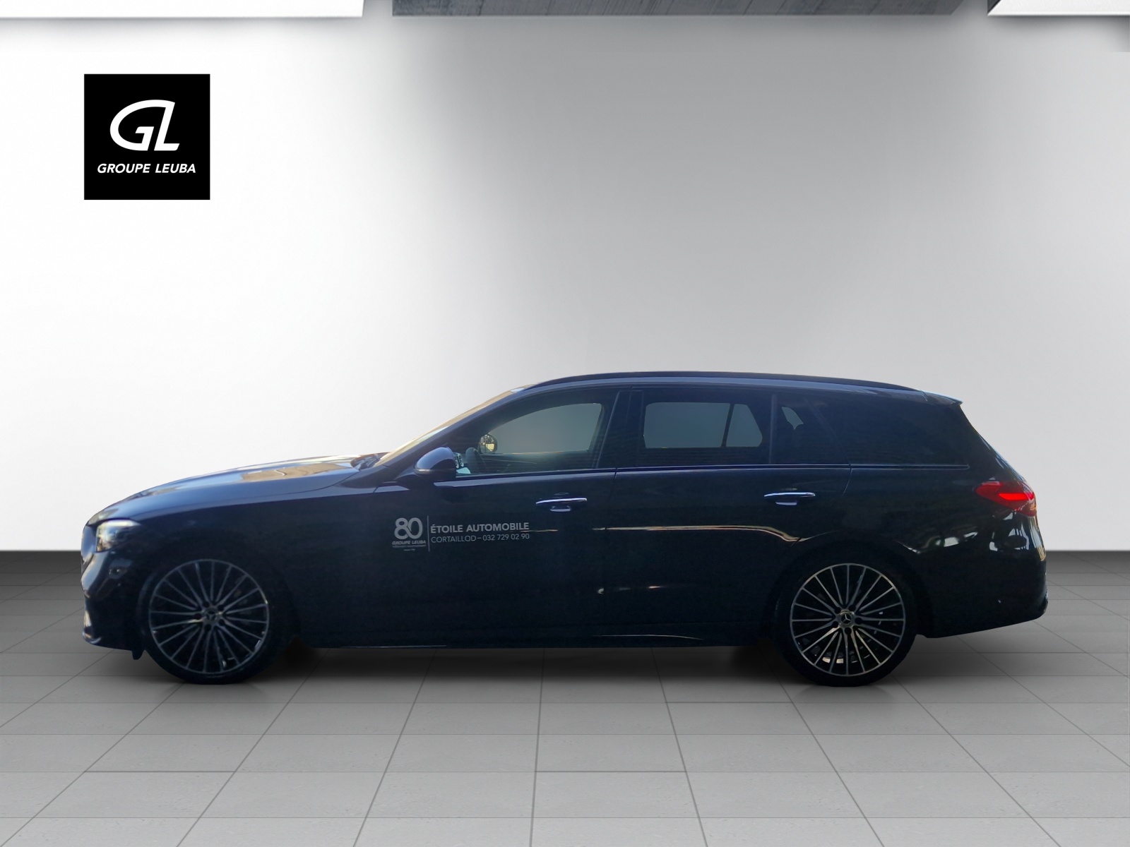 MERCEDES-BENZ C 300 T 4 Matic-showroom-element-3