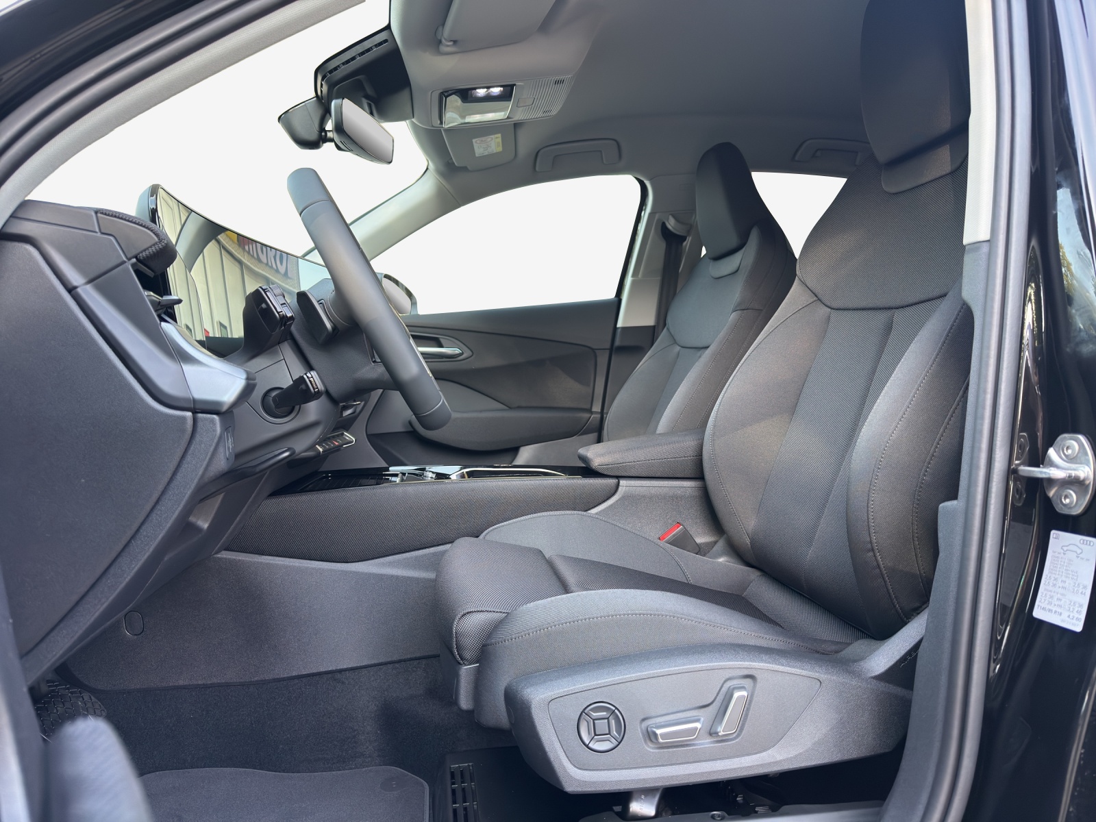 AUDI Q3 Sportback 110 kW TFSI S tronic-image-7