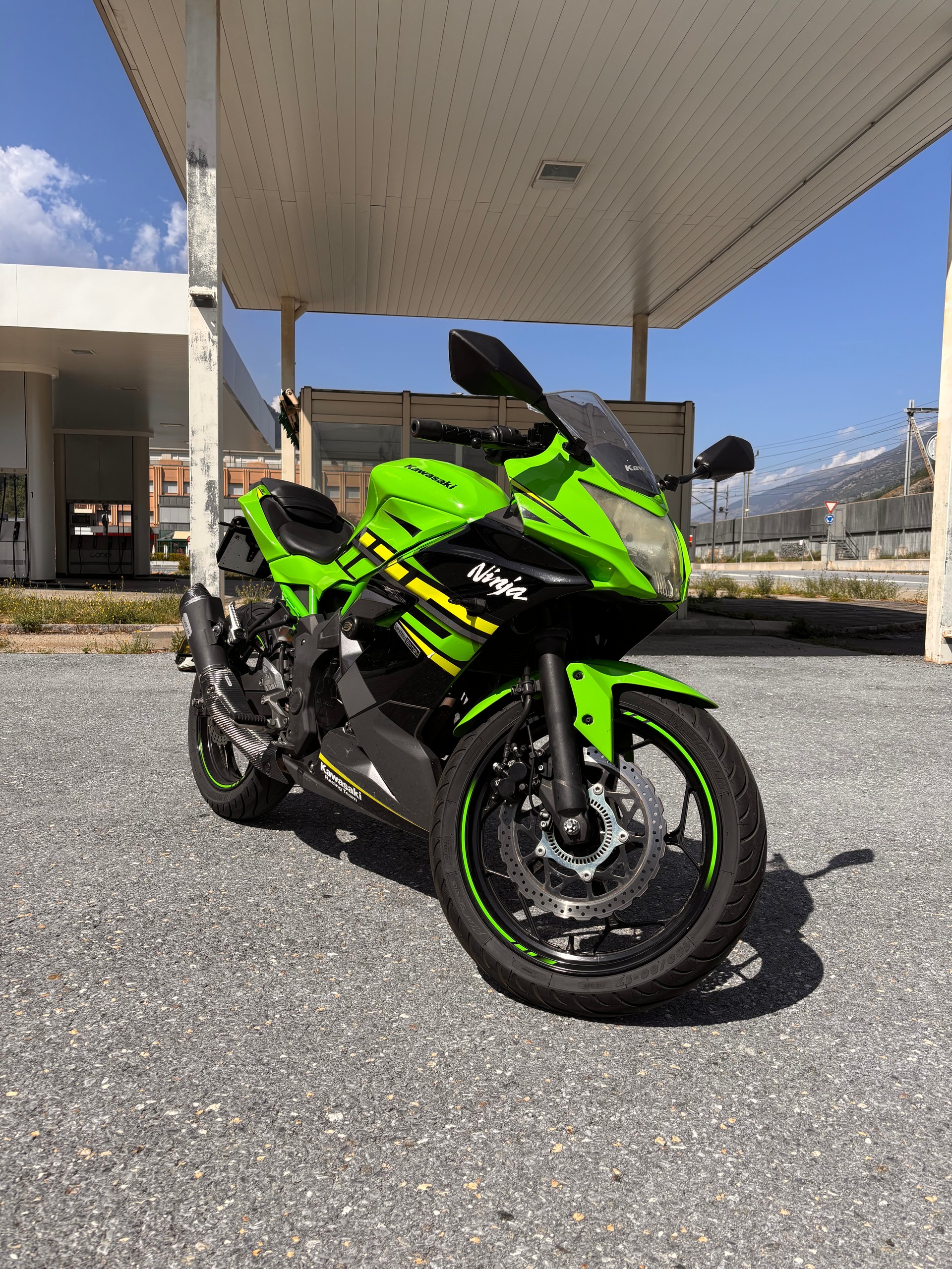 KAWASAKI Ninja 125 Performance ABS-image-2