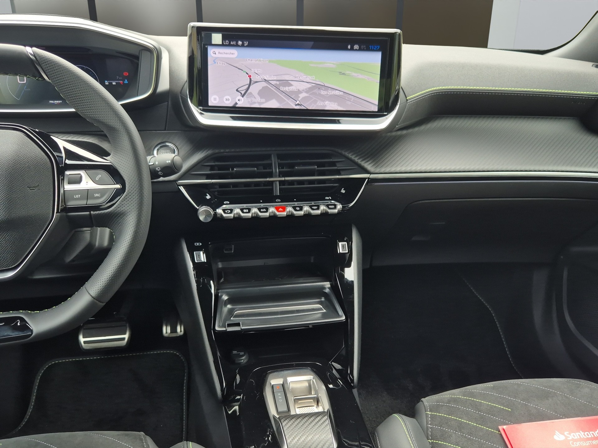 PEUGEOT 2008 1.2 Hybrid 145 GT Exclusive-image-14