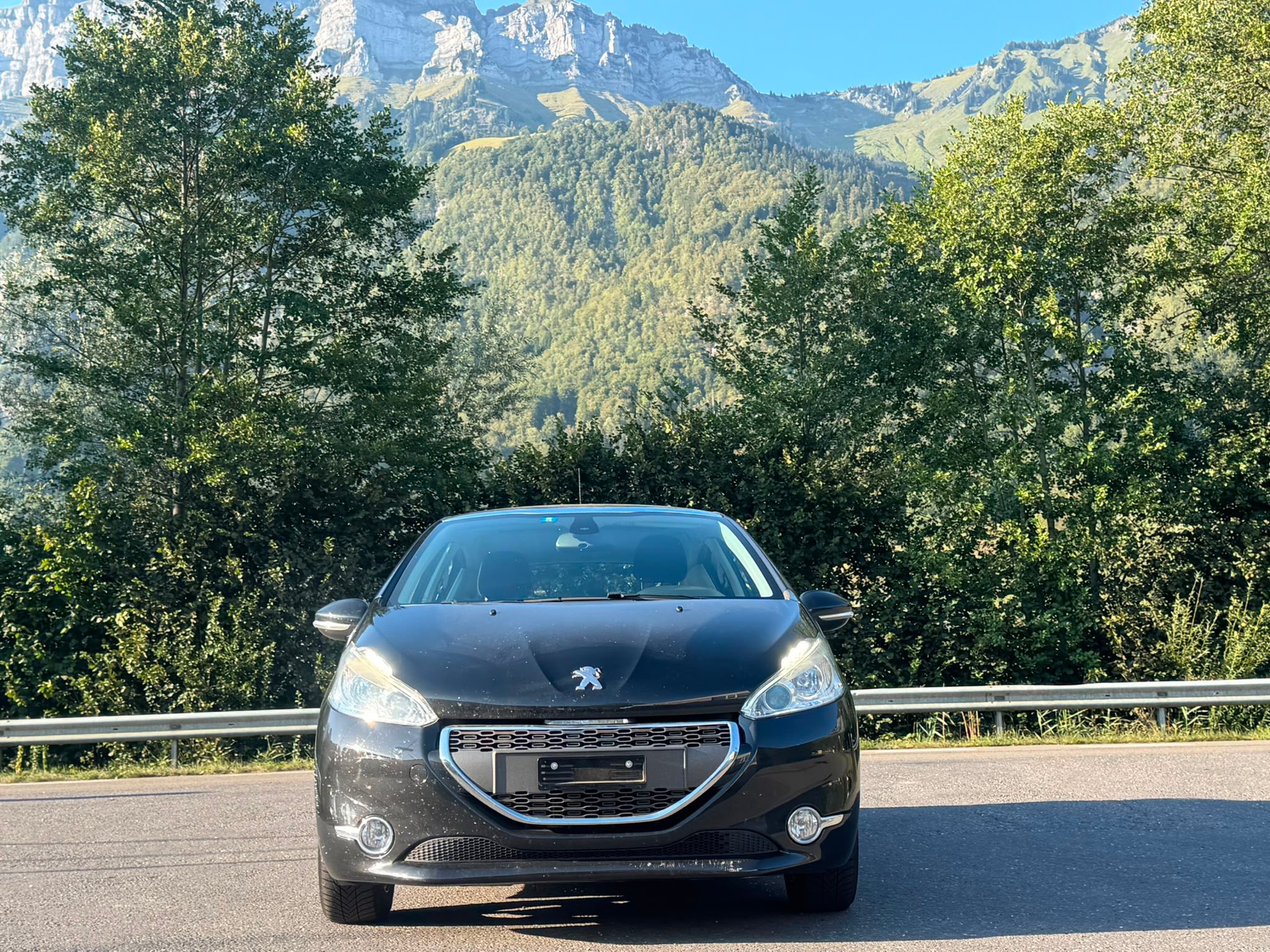 PEUGEOT 208 1.6 VTI Allure