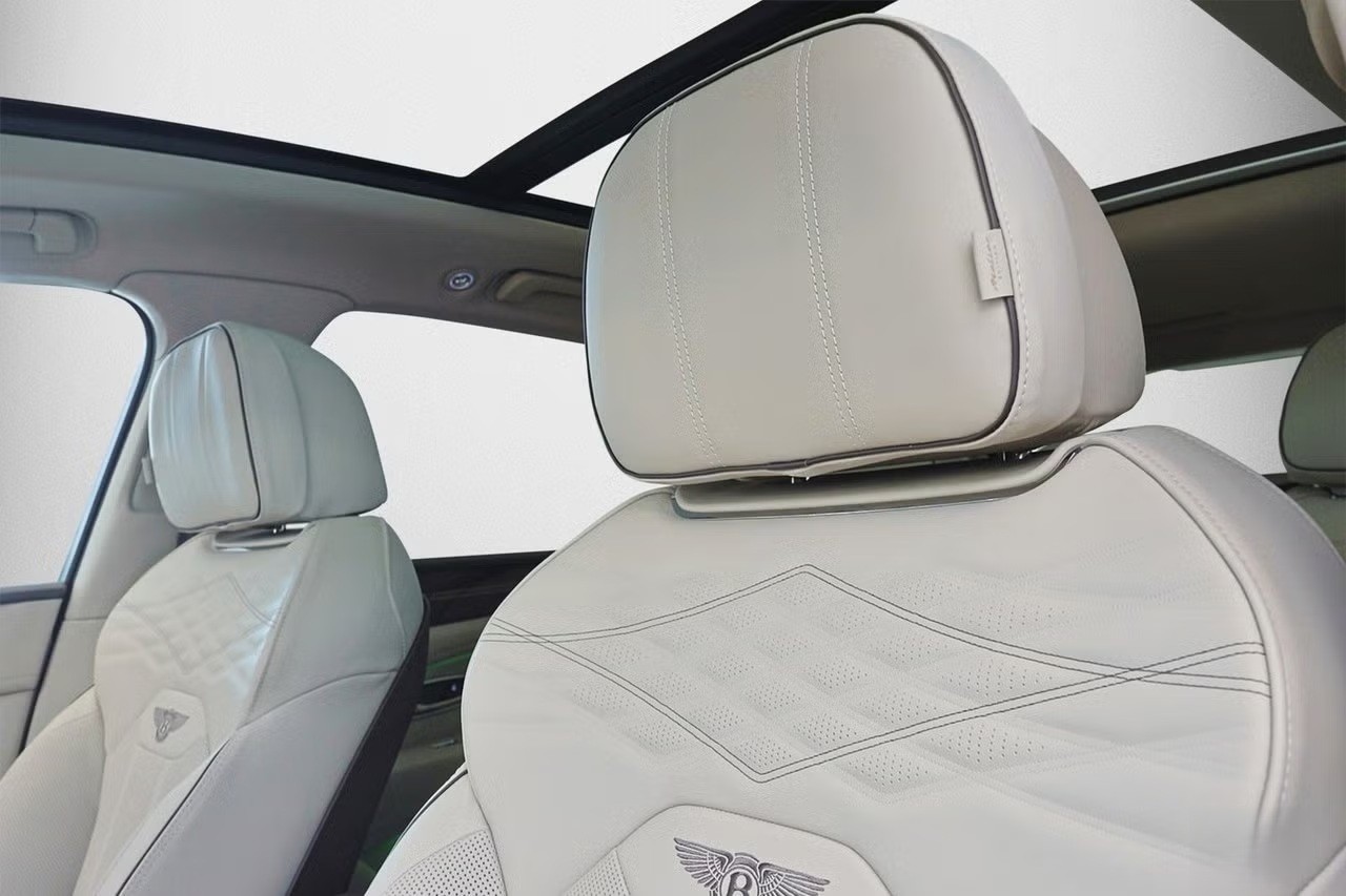 BENTLEY Bentayga Atelier V8-image-12