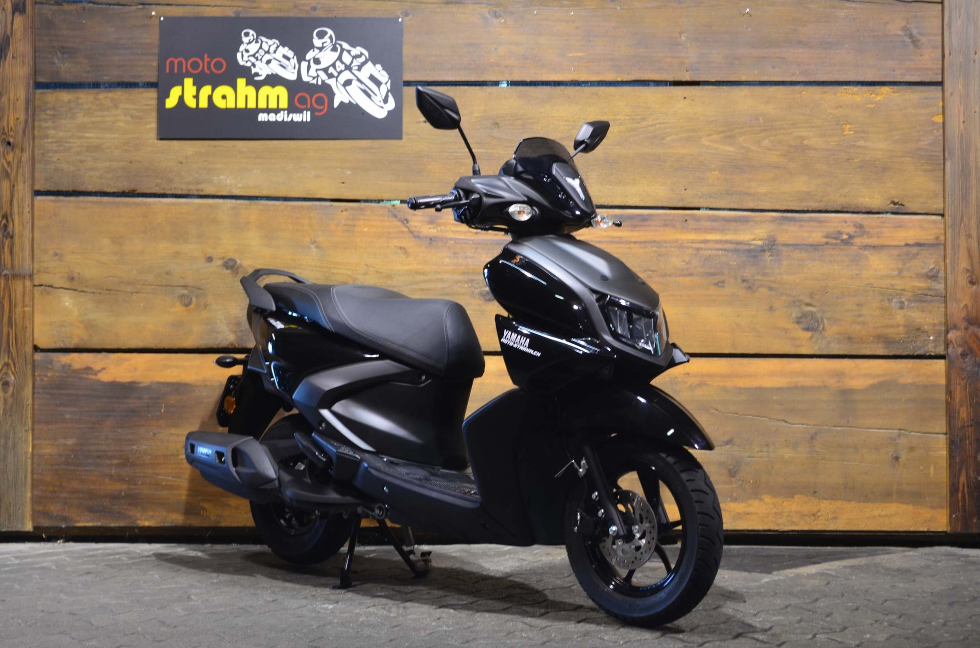 YAMAHA RayZR 125-image-0