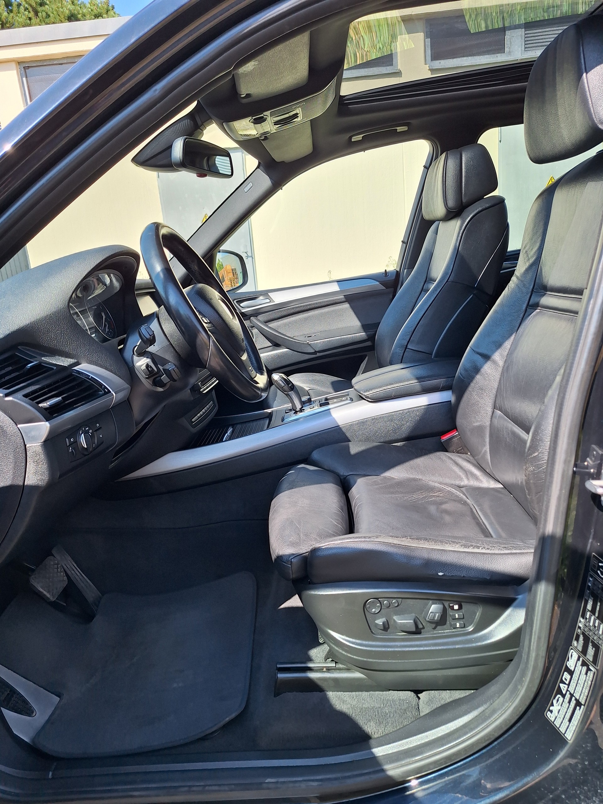 BMW X5 xDrive 40d Steptronic-image-6