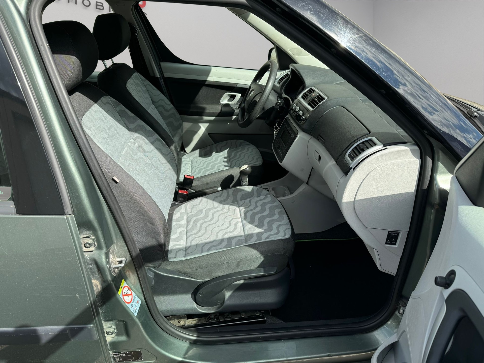 SKODA Roomster 1.9 TDI Style-image-10