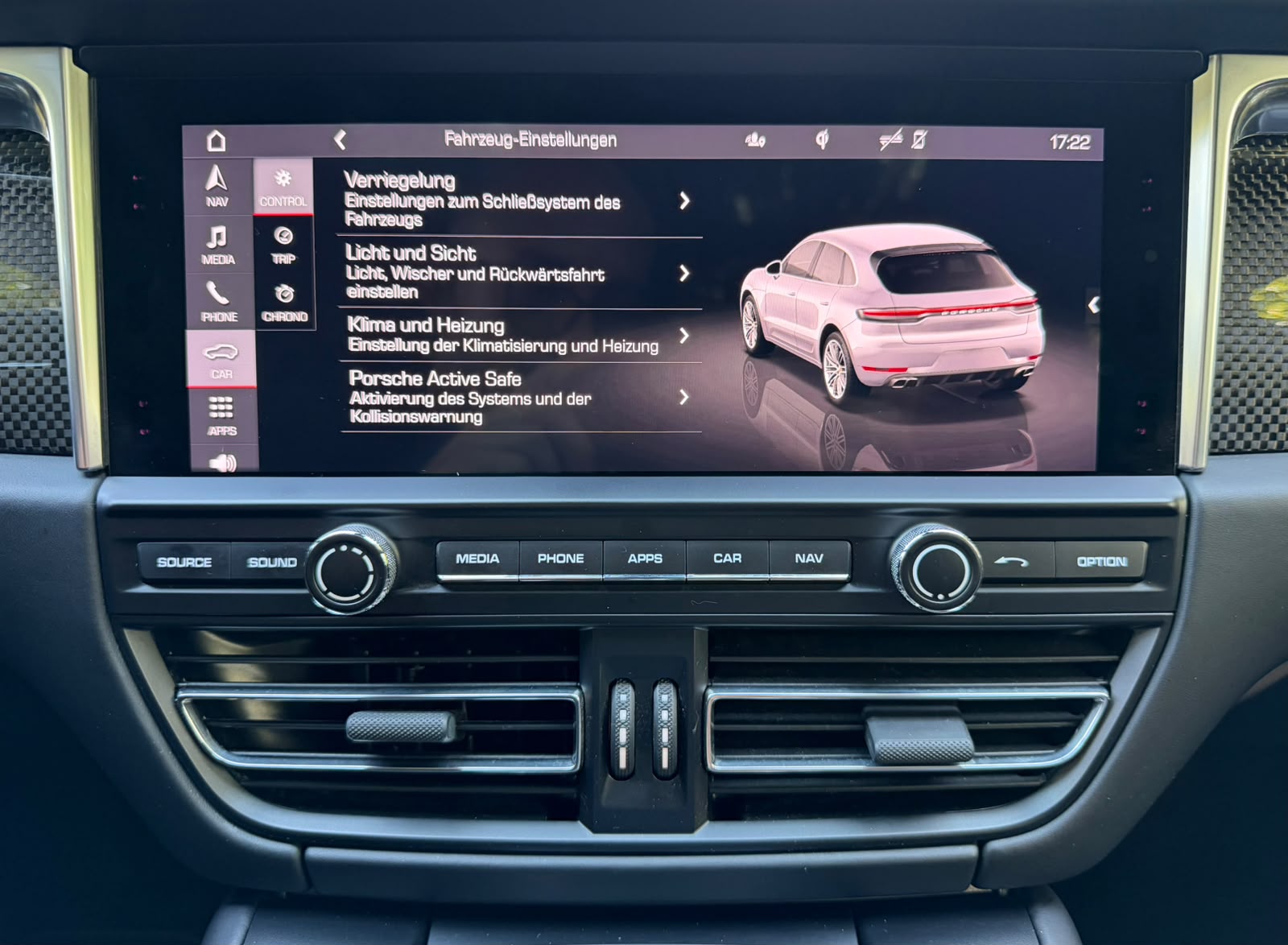 PORSCHE Macan Turbo PDK-image-26