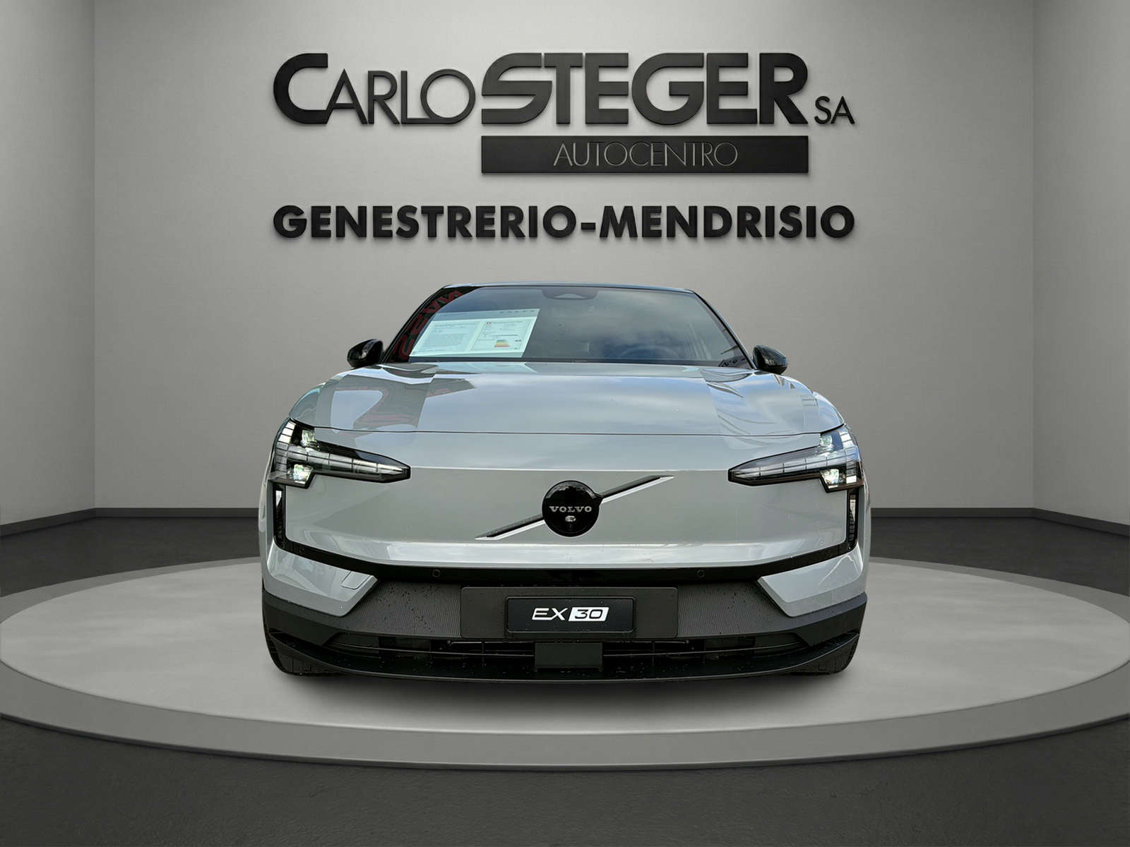 VOLVO EX30 P8 69 kWh AWD Xcentric Black Edition-showroom-element-1