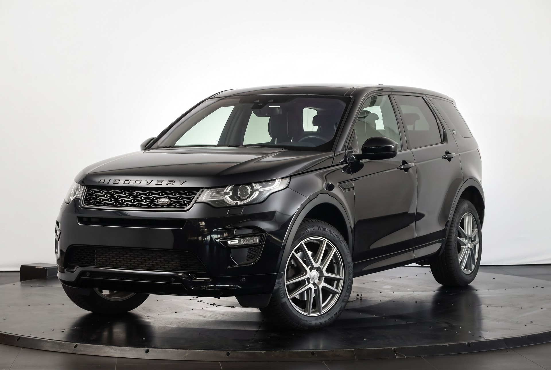 LAND ROVER Discovery Sport 2.0 Si4 HSE Luxury AT9-showroom-element-3
