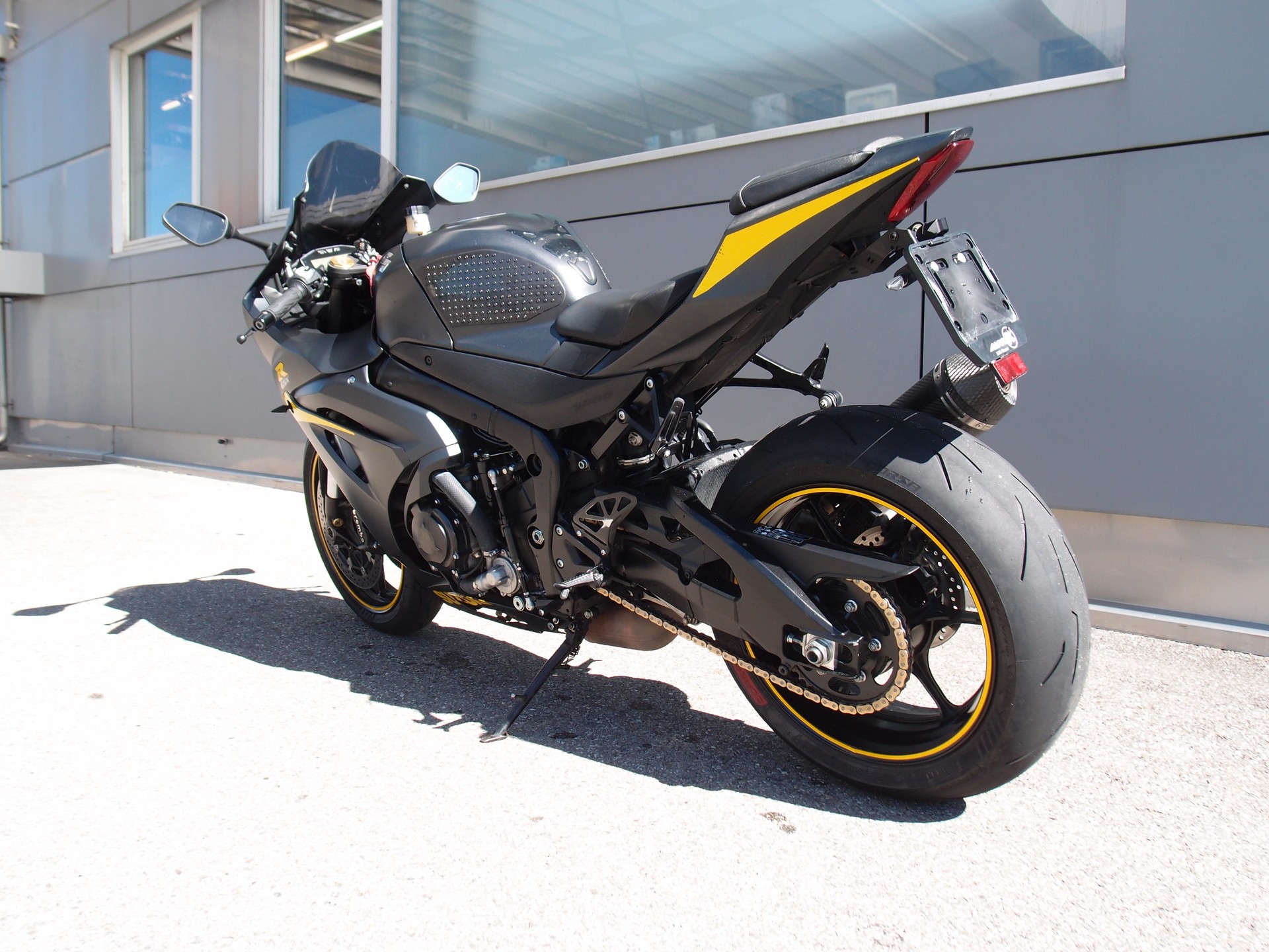 SUZUKI GSX-R 1000 ABS L7-image-4