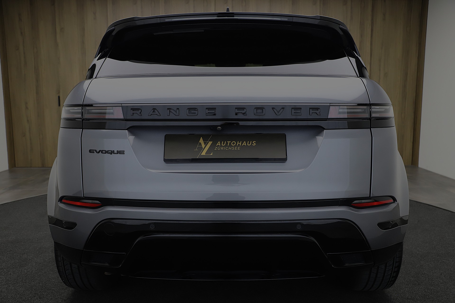 LAND ROVER Range Rover Evoque R-Dynamic D 200 MHEV SE AT9-image-3