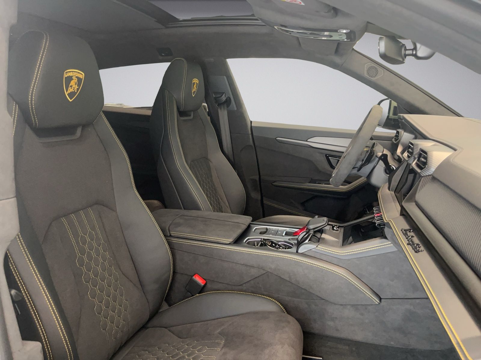 LAMBORGHINI Urus SE 26-image-5