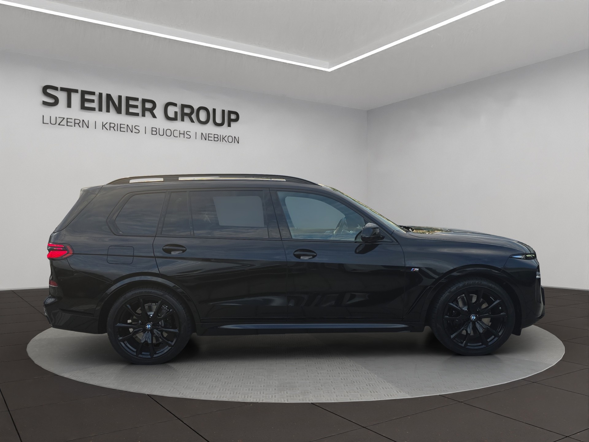 BMW X7 xDrive 48V 40d M Sport Pro Steptronic-showroom-element-2