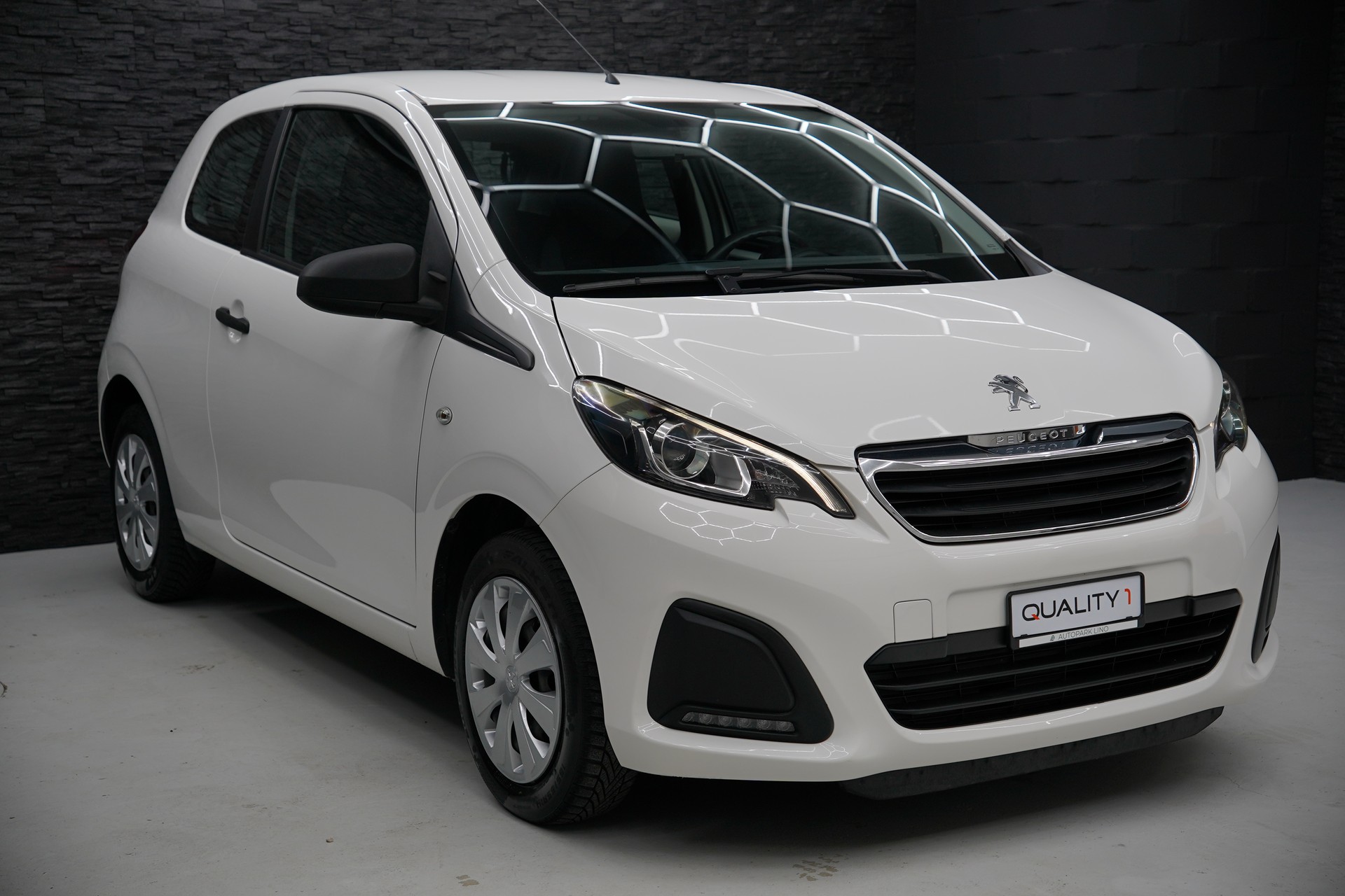 PEUGEOT 108 e-1.0 VTi Stop&Start Active Top