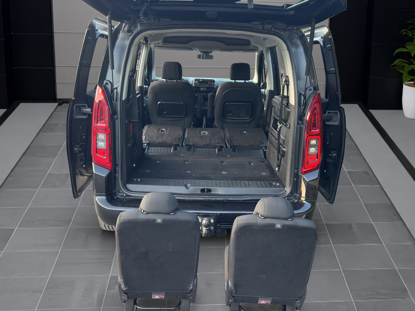 OPEL Combo Life 1.5 Diesel 7-Plätze | 131-PS | Schweizer Hand Fahrzeug aus 1. Hand Frisch ab MFK & Service“ Garantie.-image-22
