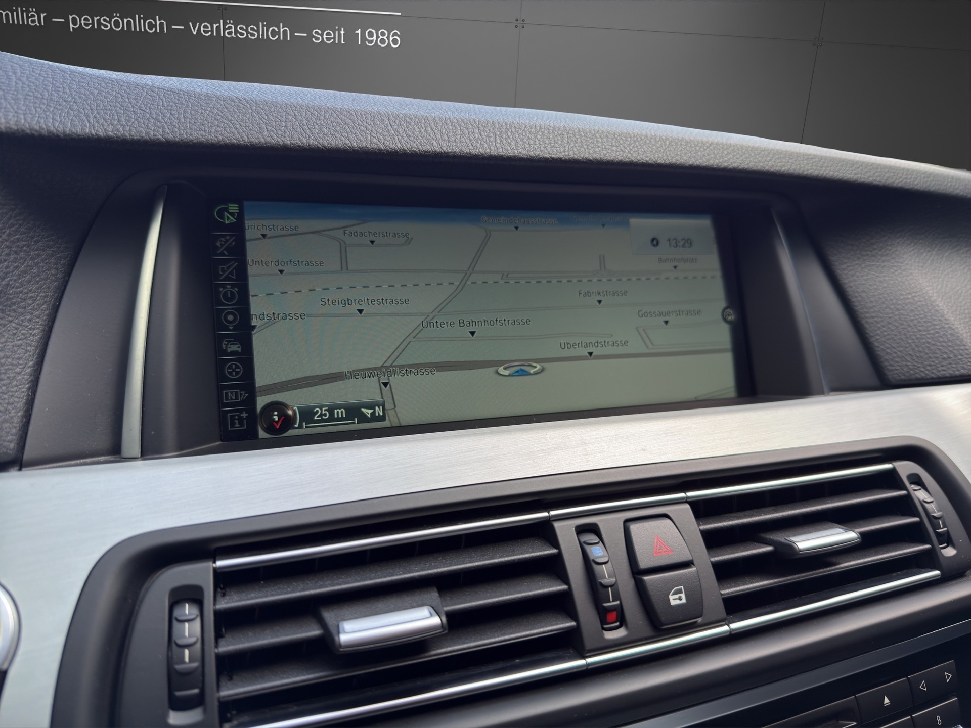 BMW 530d Touring xDrive Steptronic-image-11