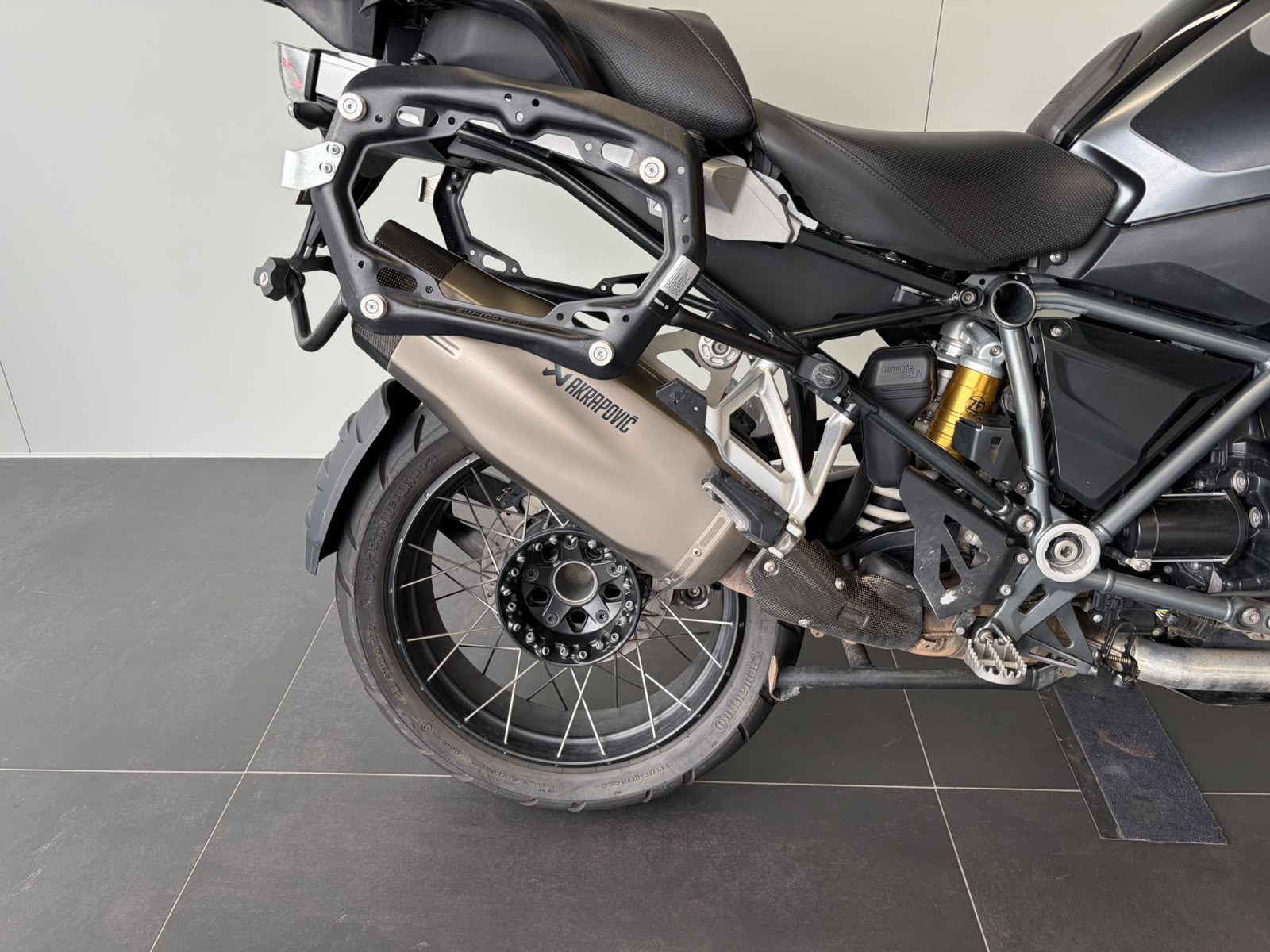 BMW R 1250 GS-image-10