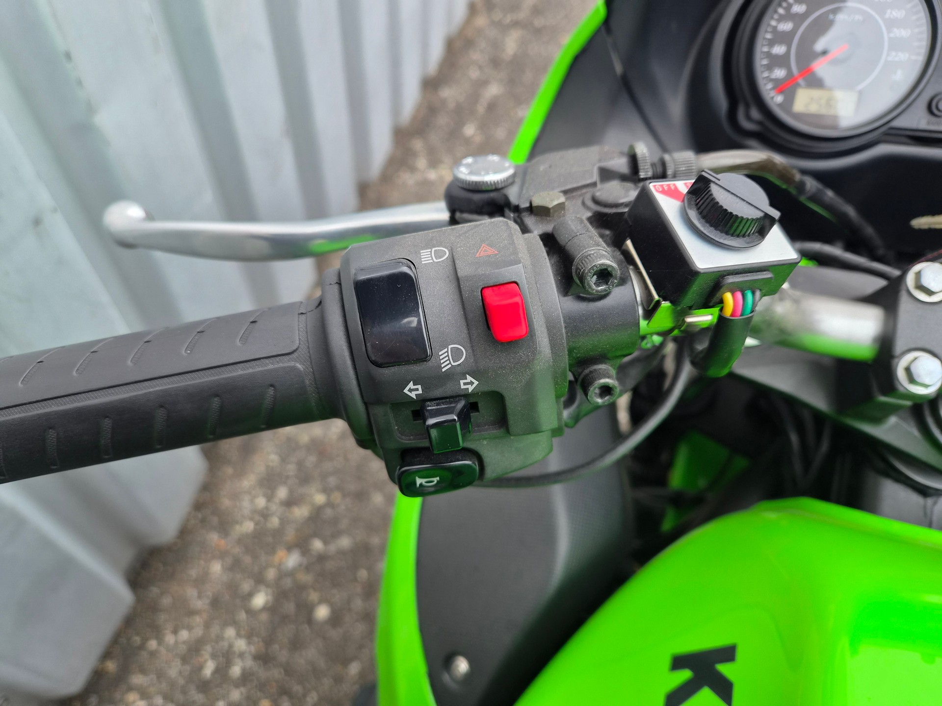 KAWASAKI ER-6 f ABS-image-15