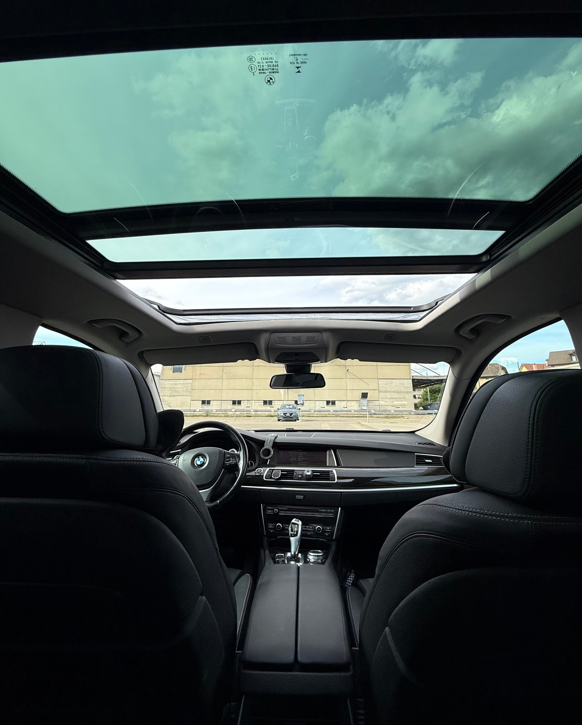 BMW 535d GT xDrive Luxury Line Steptronic-image-10