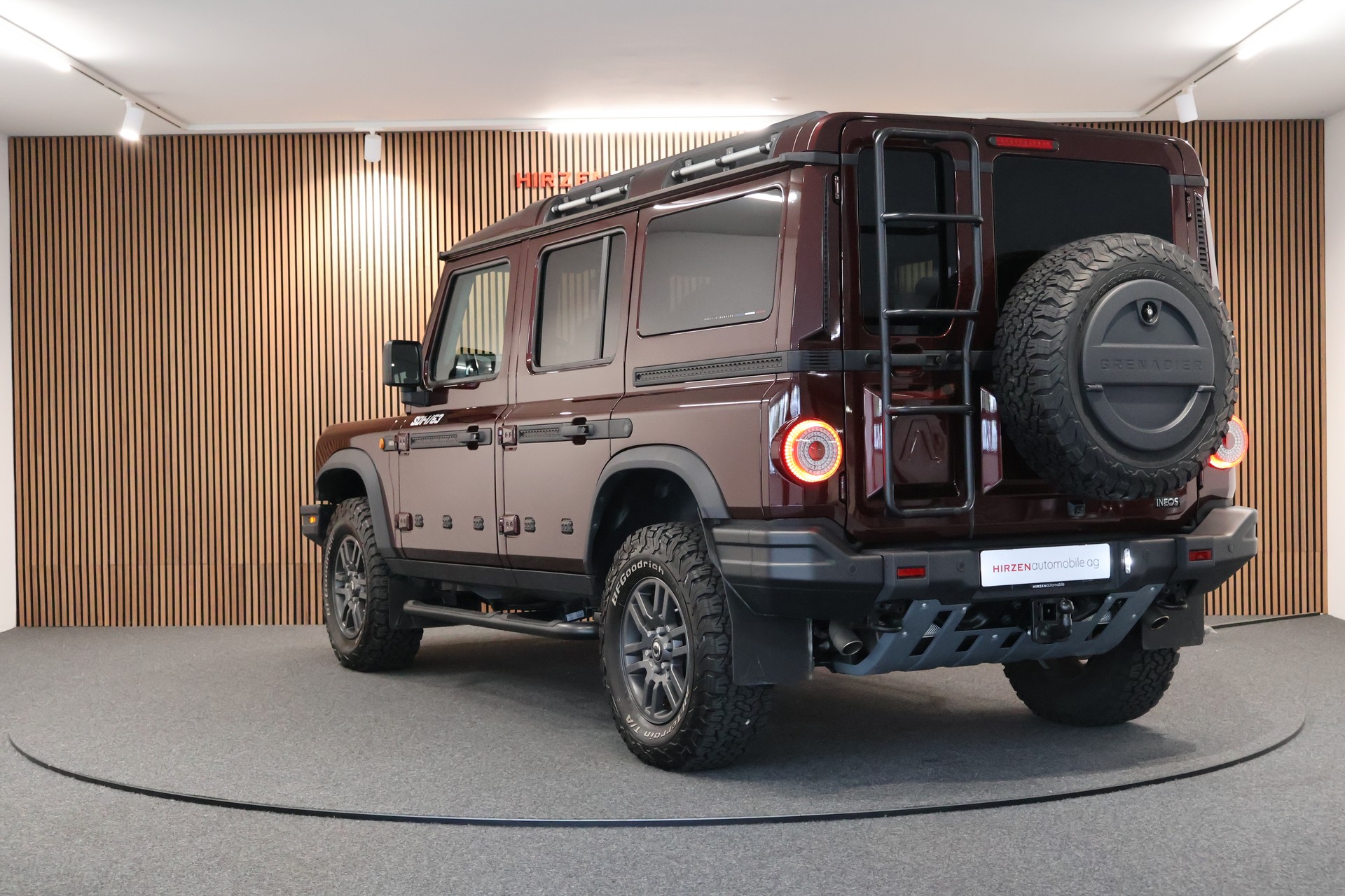 INEOS Grenadier 3.0 Fieldmaster Edition-showroom-element-2