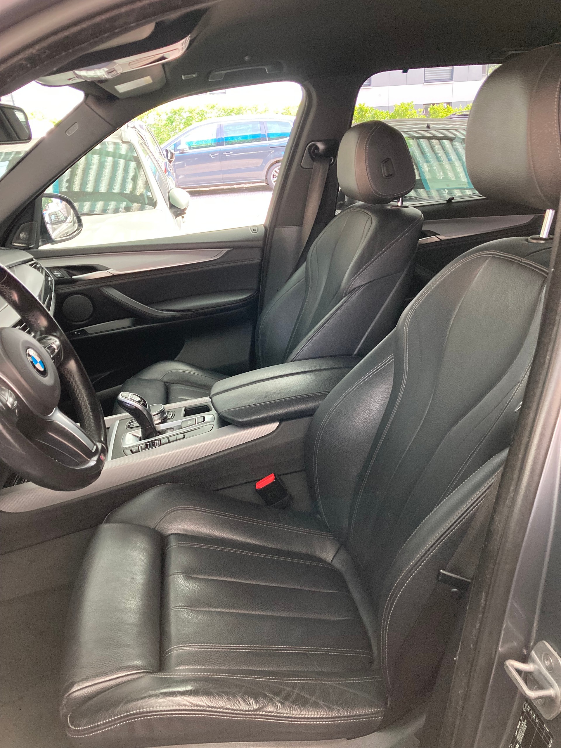 BMW X5 xDrive 40d M-Sport-image-7